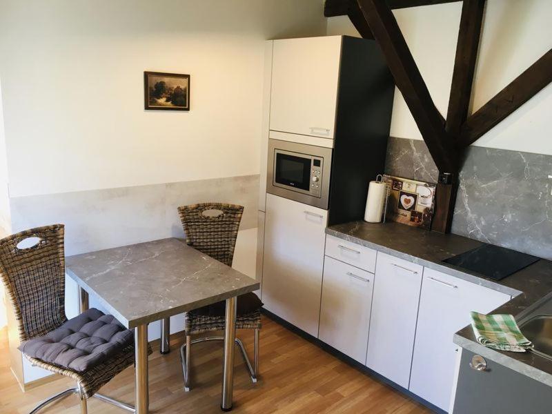 Ferienwohnungen in Kahnsdorf - Hainer See - südlich von Leipzig - in ruhiger Lage