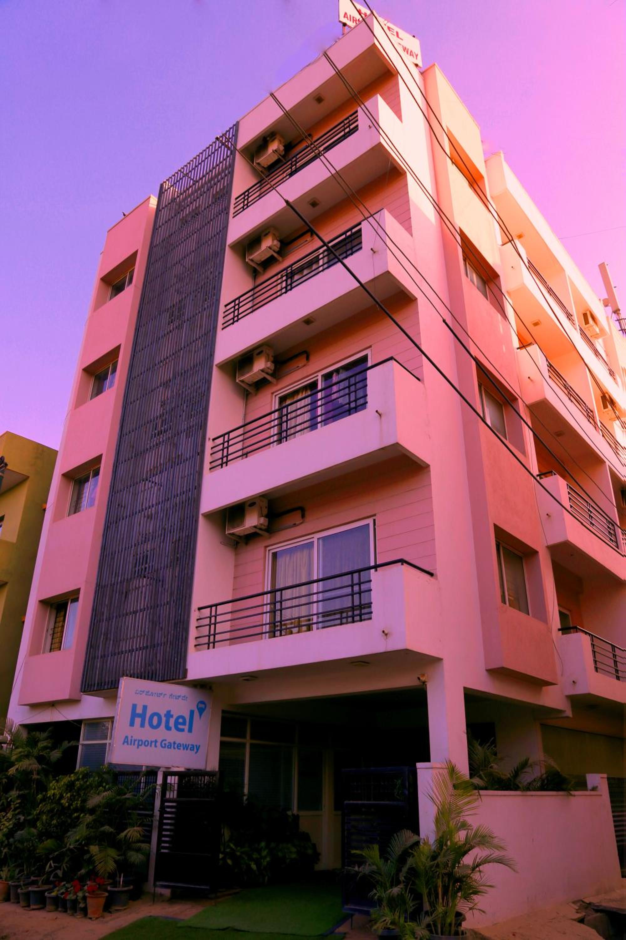 Airport Gateway Hotel