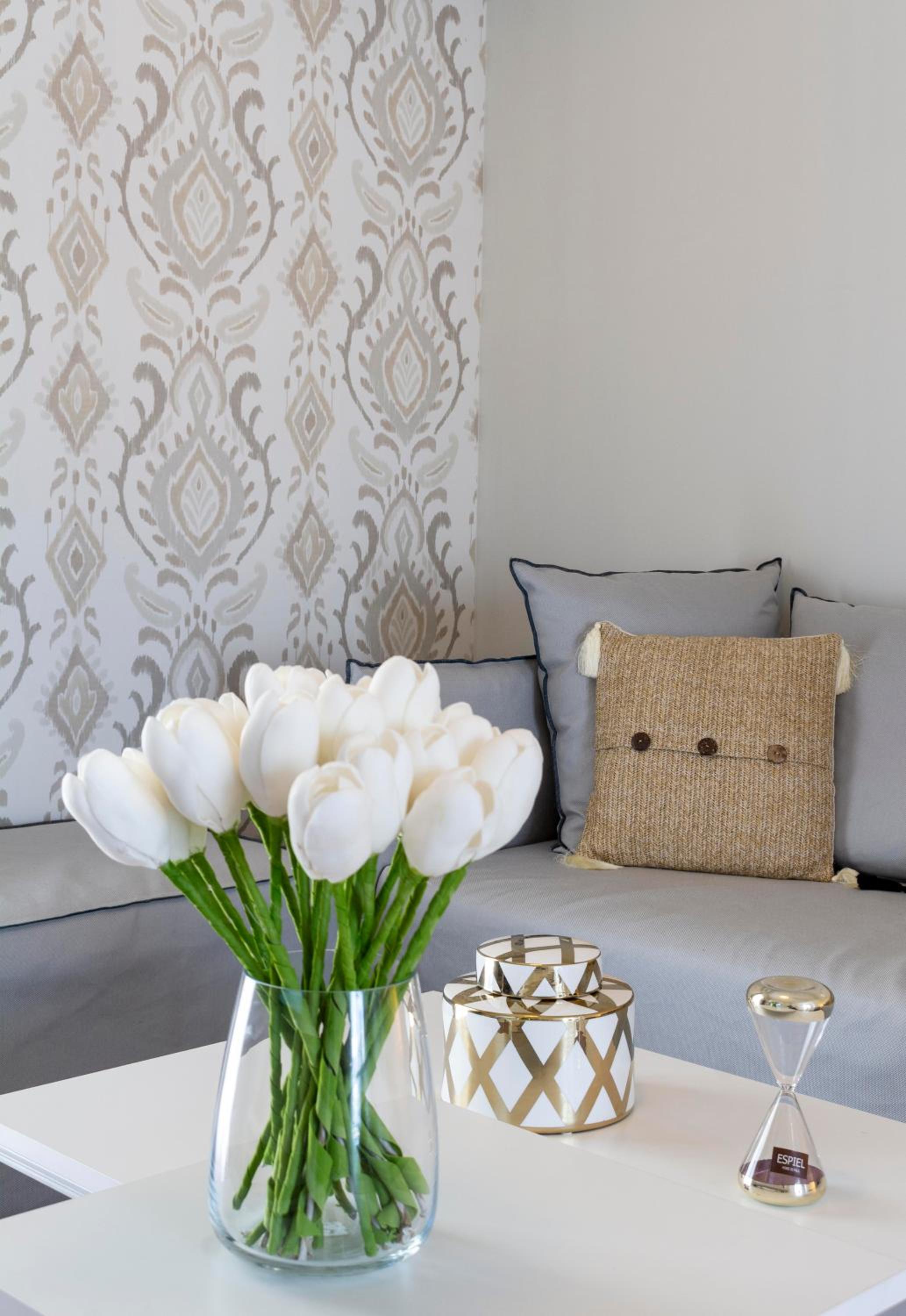 “Dandelion” apartment with an Acropolis view