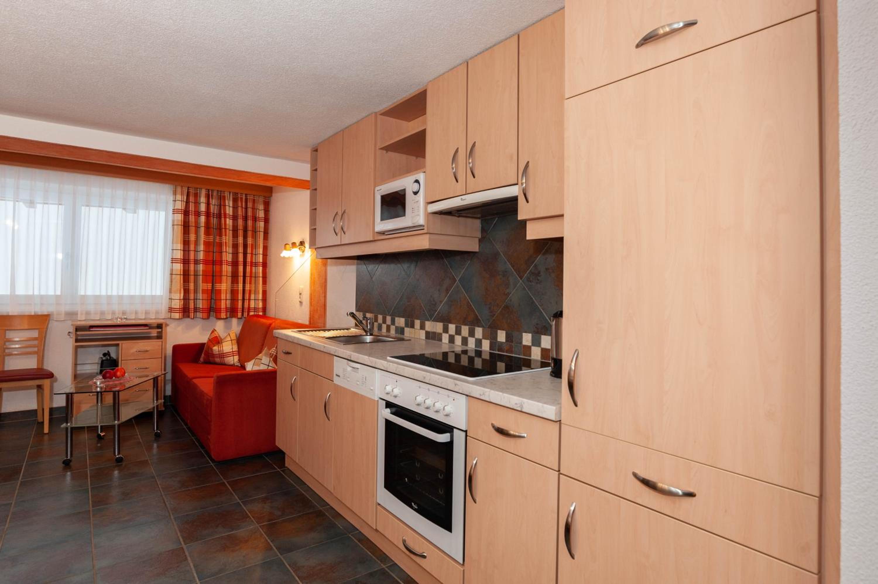 Haus Handle view 3