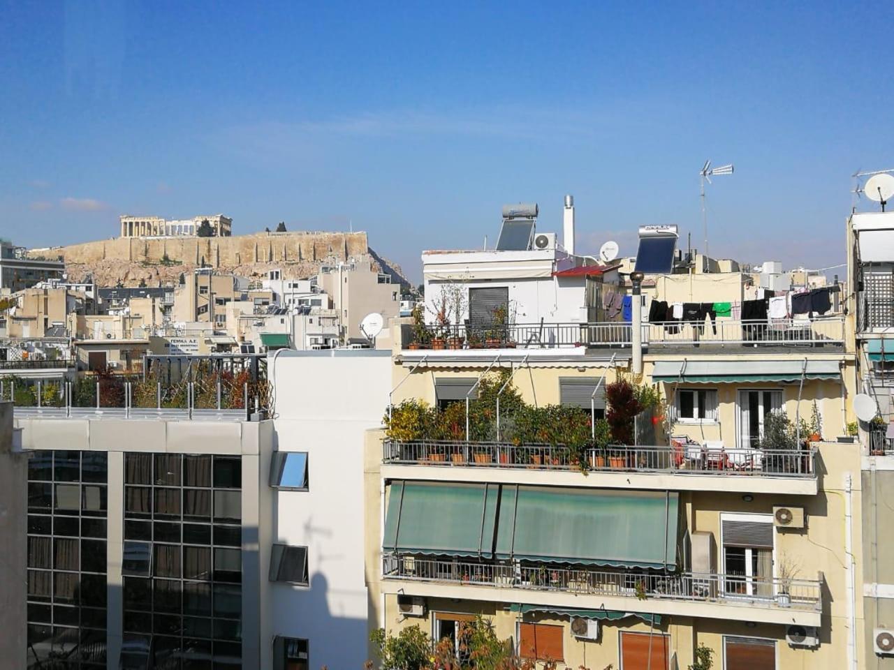 “Dandelion” apartment with an Acropolis view