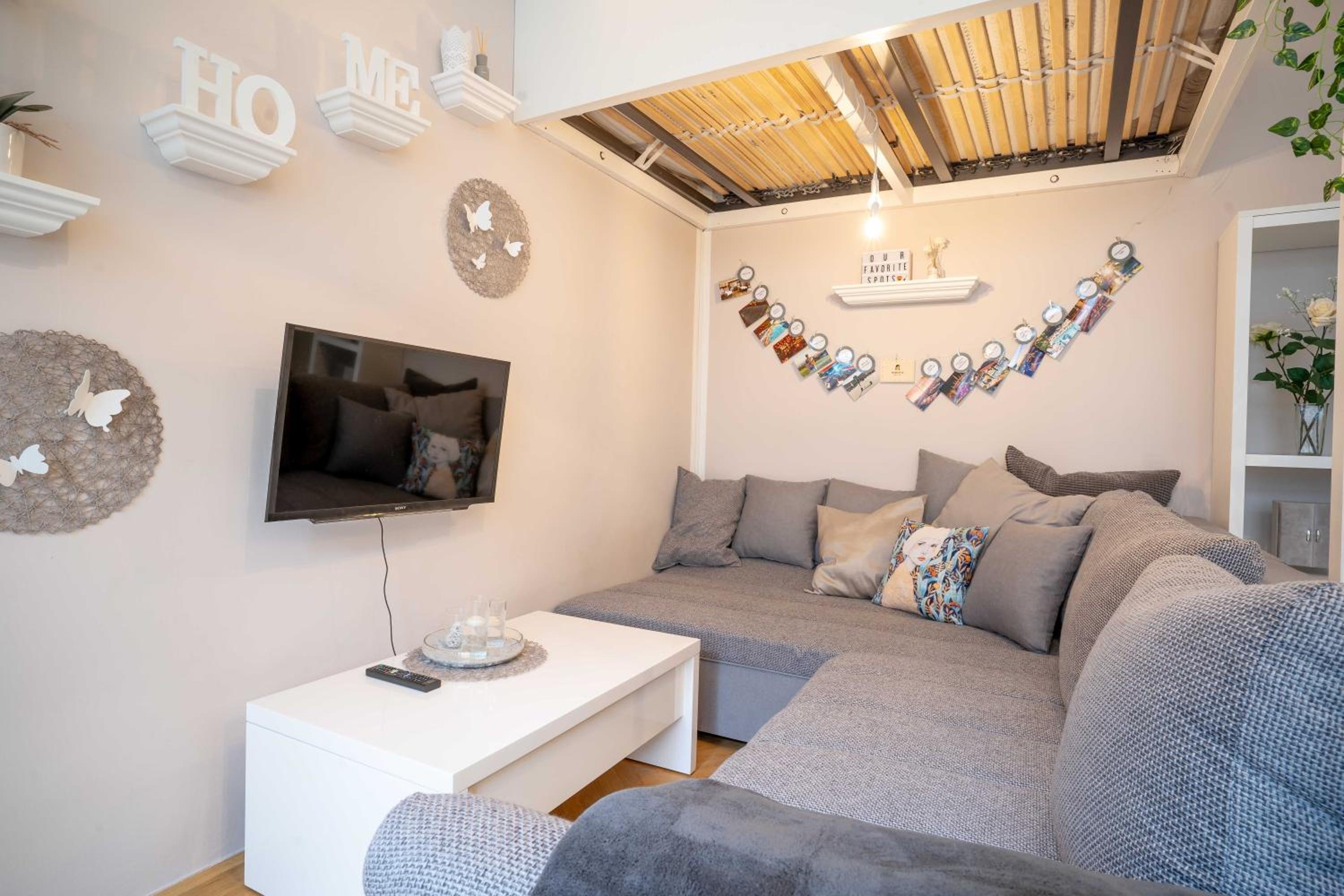 Cozy Modern Nest in the Heart of Vienna with Netflix