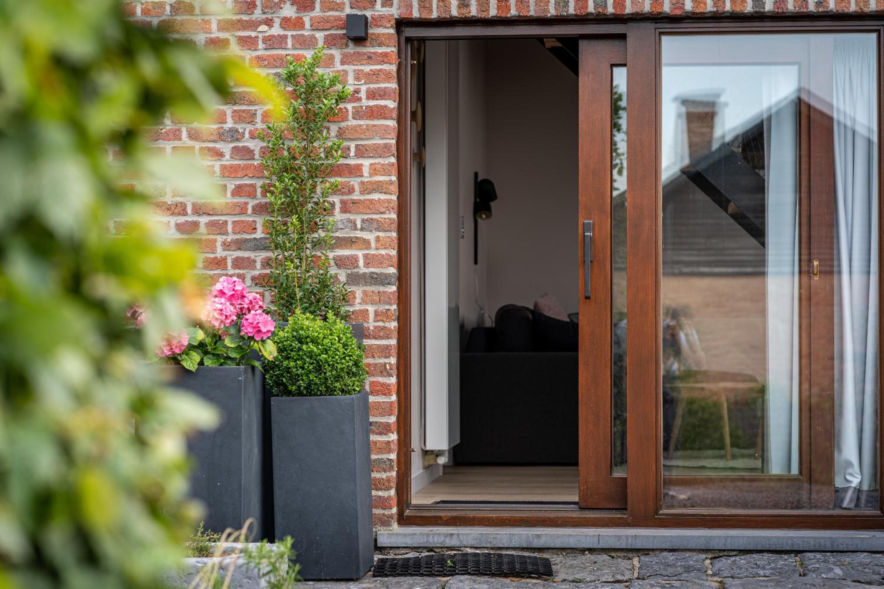 Hotel Le Temps de Livresse - Image 1