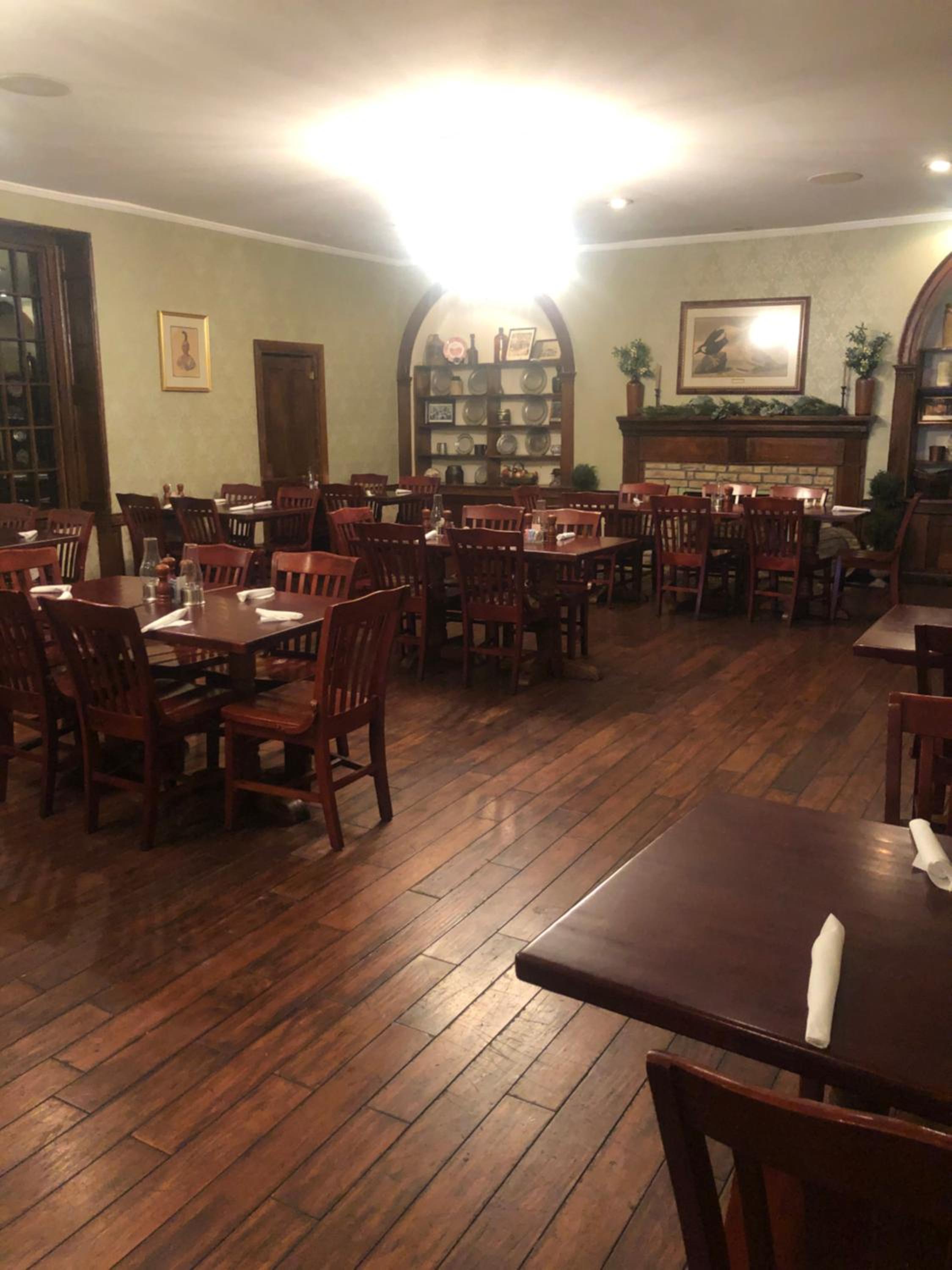 Talbott Tavern and Inn view 3