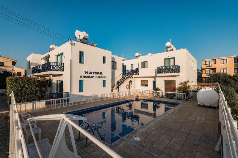 Central Gem - 10 min walk to the sea, harbor and mall view 4
