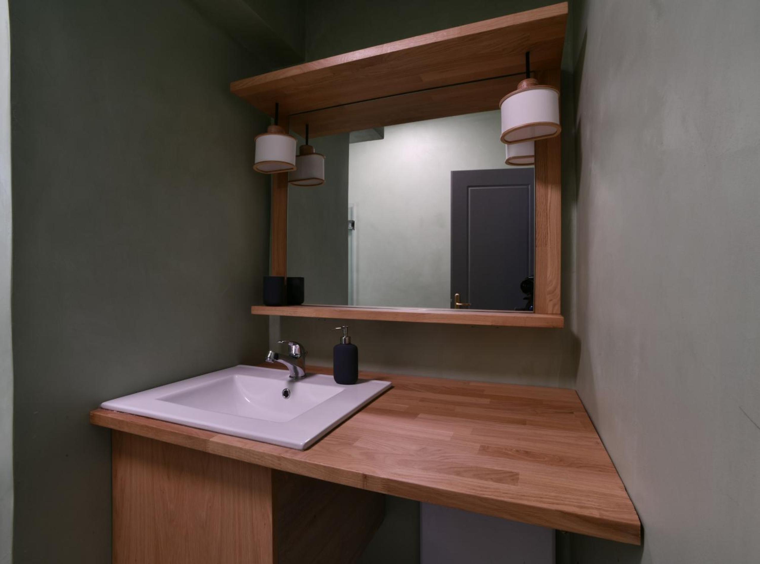Soho Apartments by Olala Homes