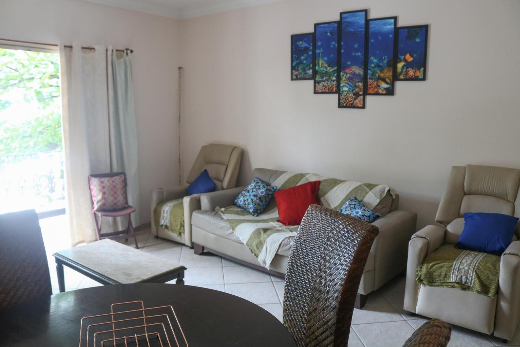 3 dormitórios no Guarujá, próximo ao Aquário! Sinta-se em casa!
