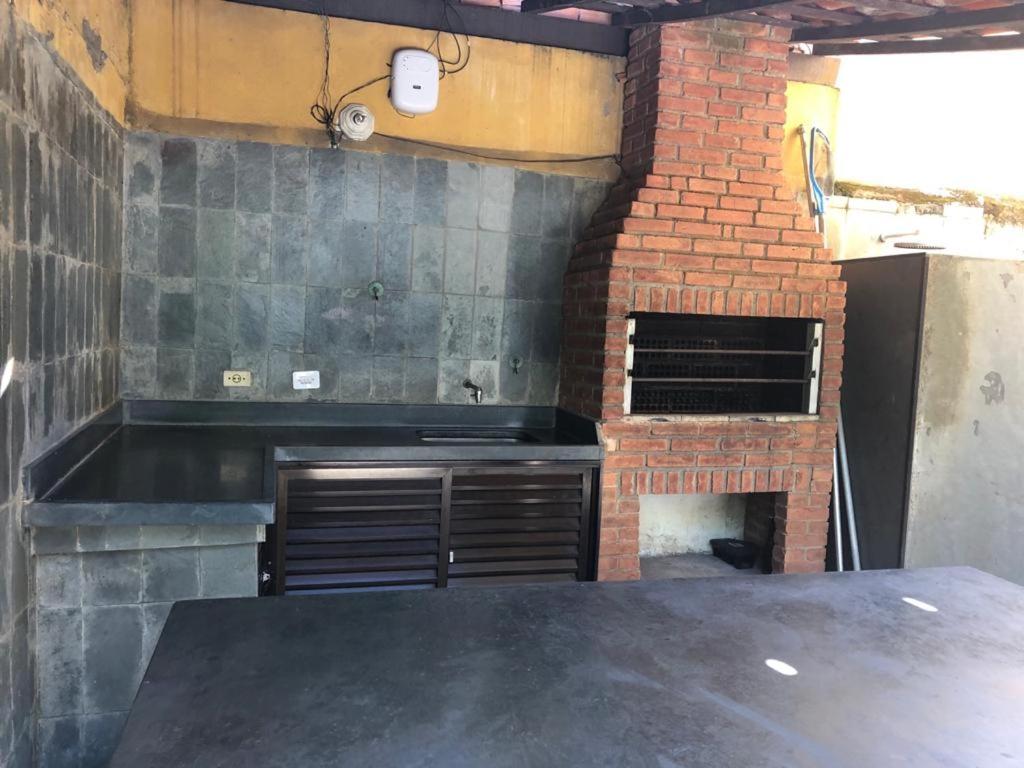 3 dormitórios no Guarujá, próximo ao Aquário! Sinta-se em casa!