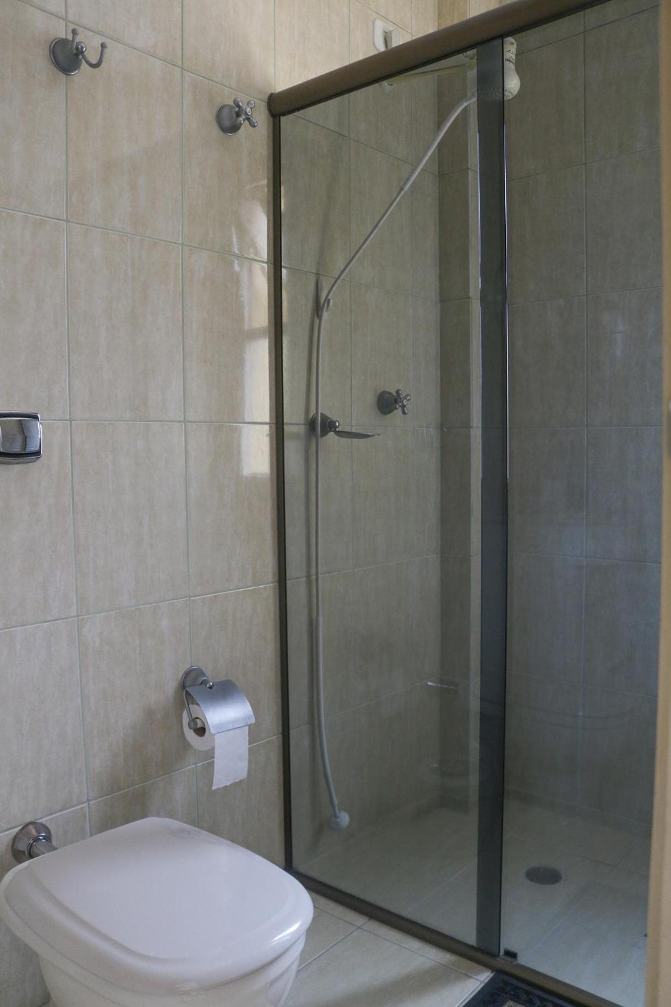 3 dormitórios no Guarujá, próximo ao Aquário! Sinta-se em casa!