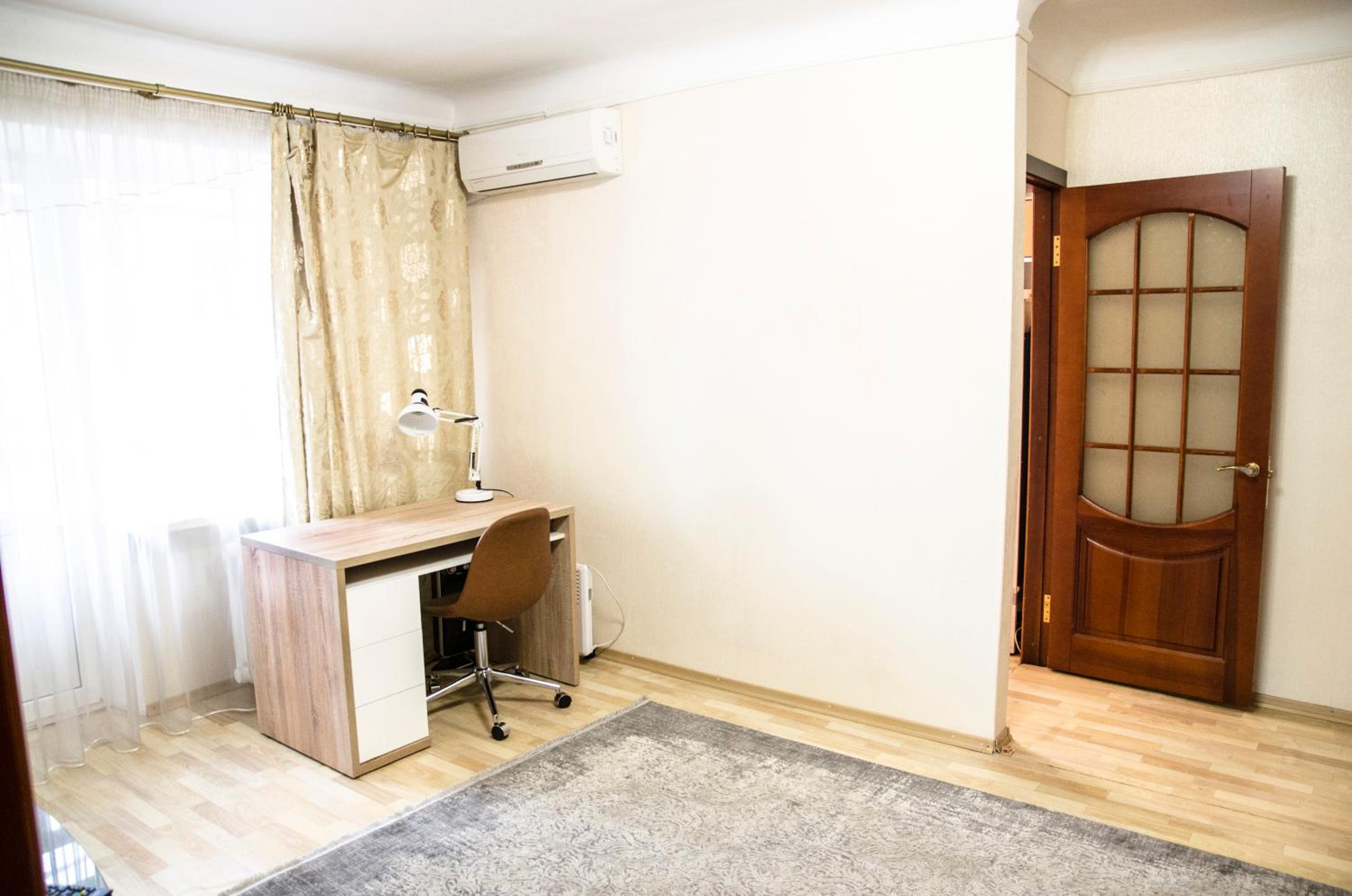 Apartments in the park area of the Dnipro view 2