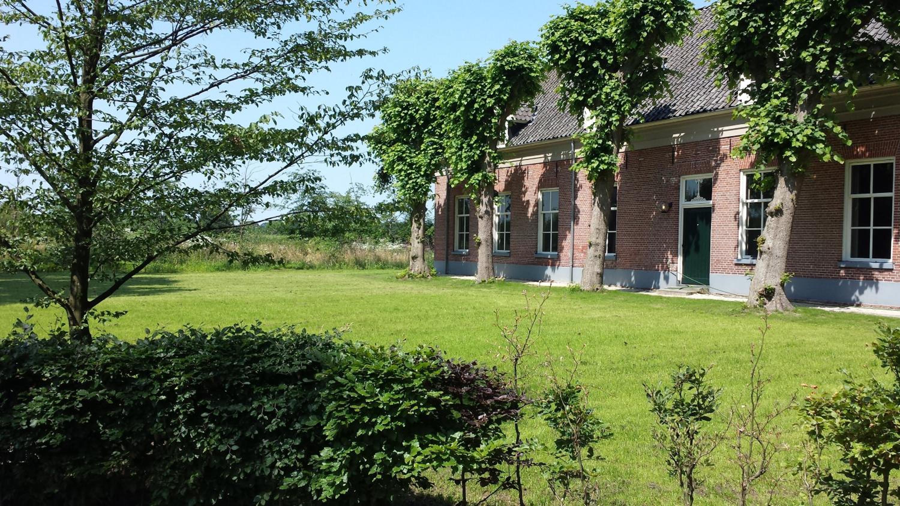 Photo 48
