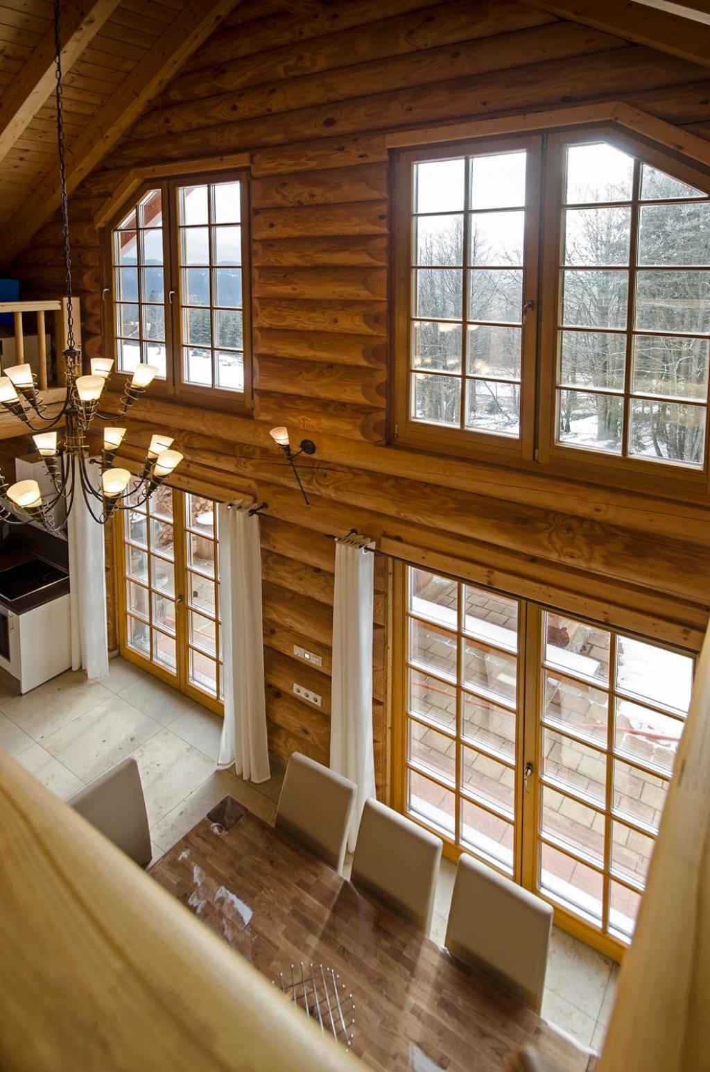 Luxus-Ferienhaus Blockhaus Chalet Nr 1 Toplage am Feldberg mit Sauna, Outdoor-Hottub, Kamin auf 1300m üM