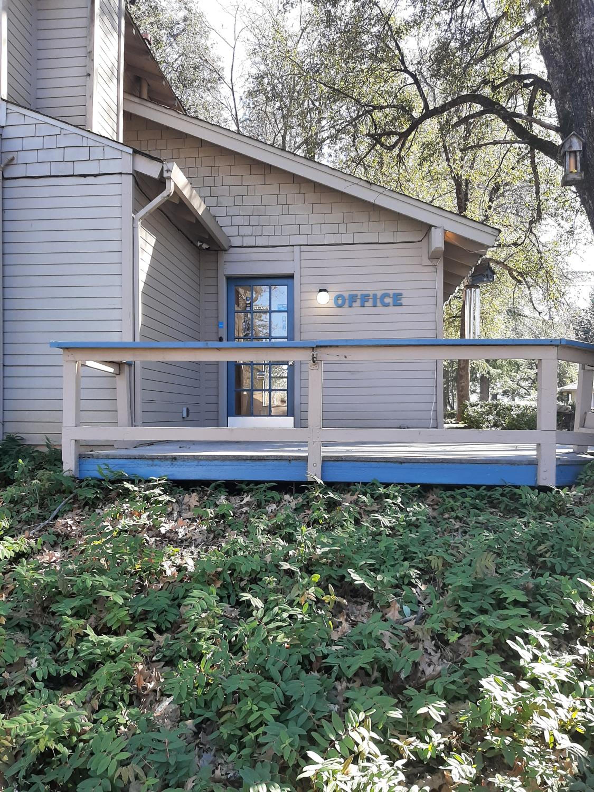 Grass Valley Vacations - Alta Sierra Village Inn - Property Image 1