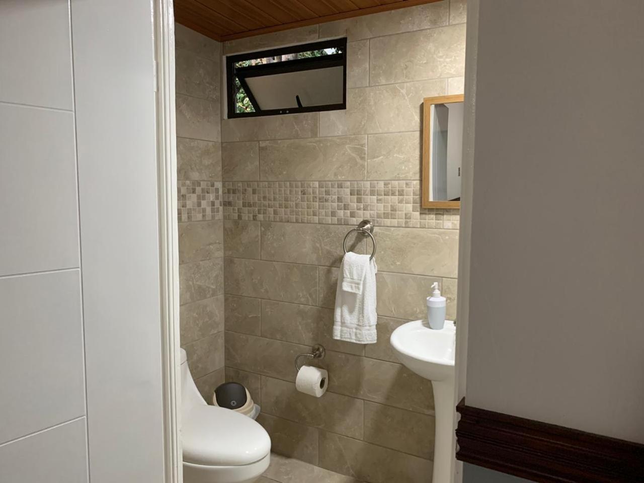 Stada San Jose Airport Hotel