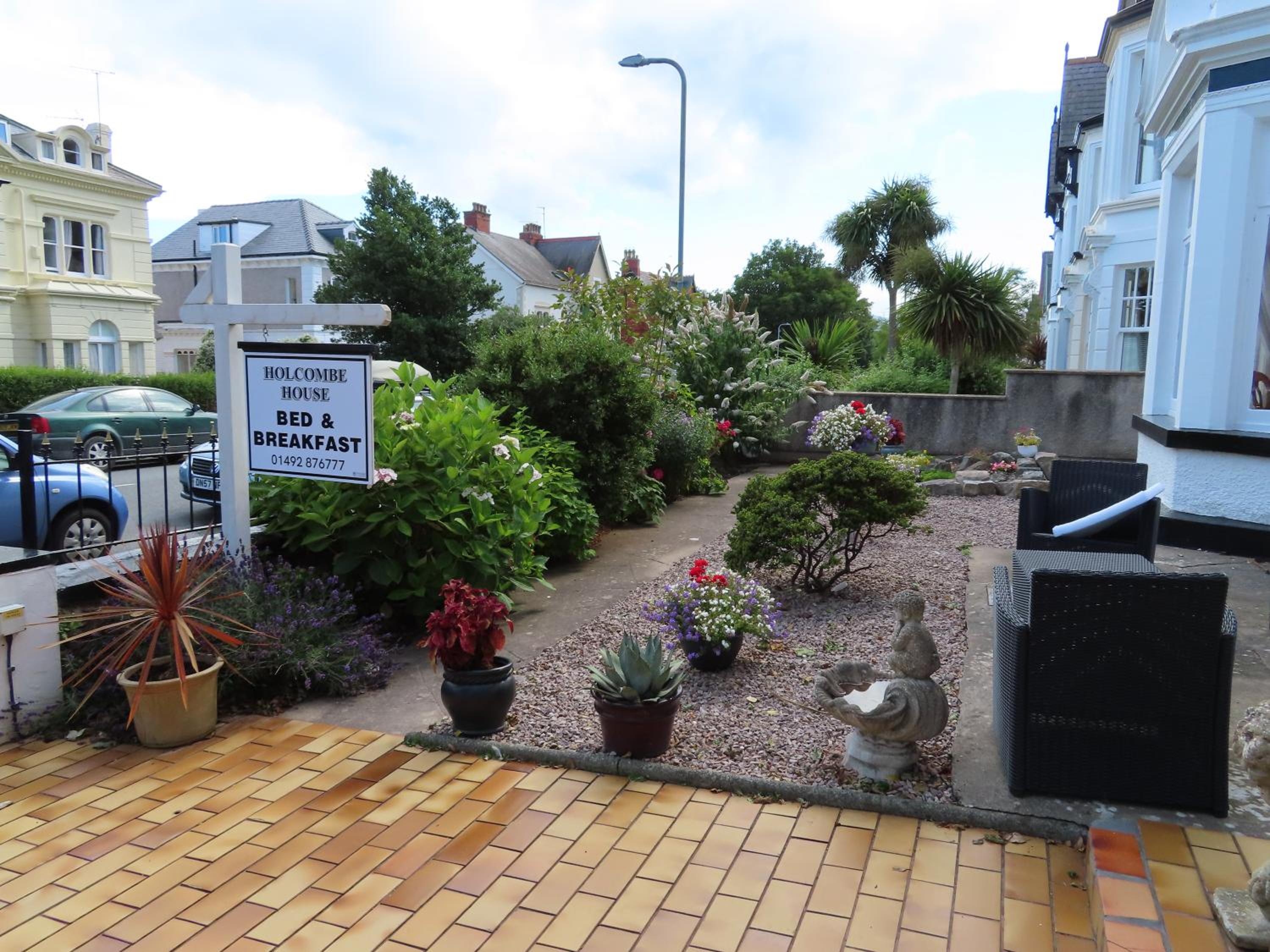 Holcombe House Guest House view 4