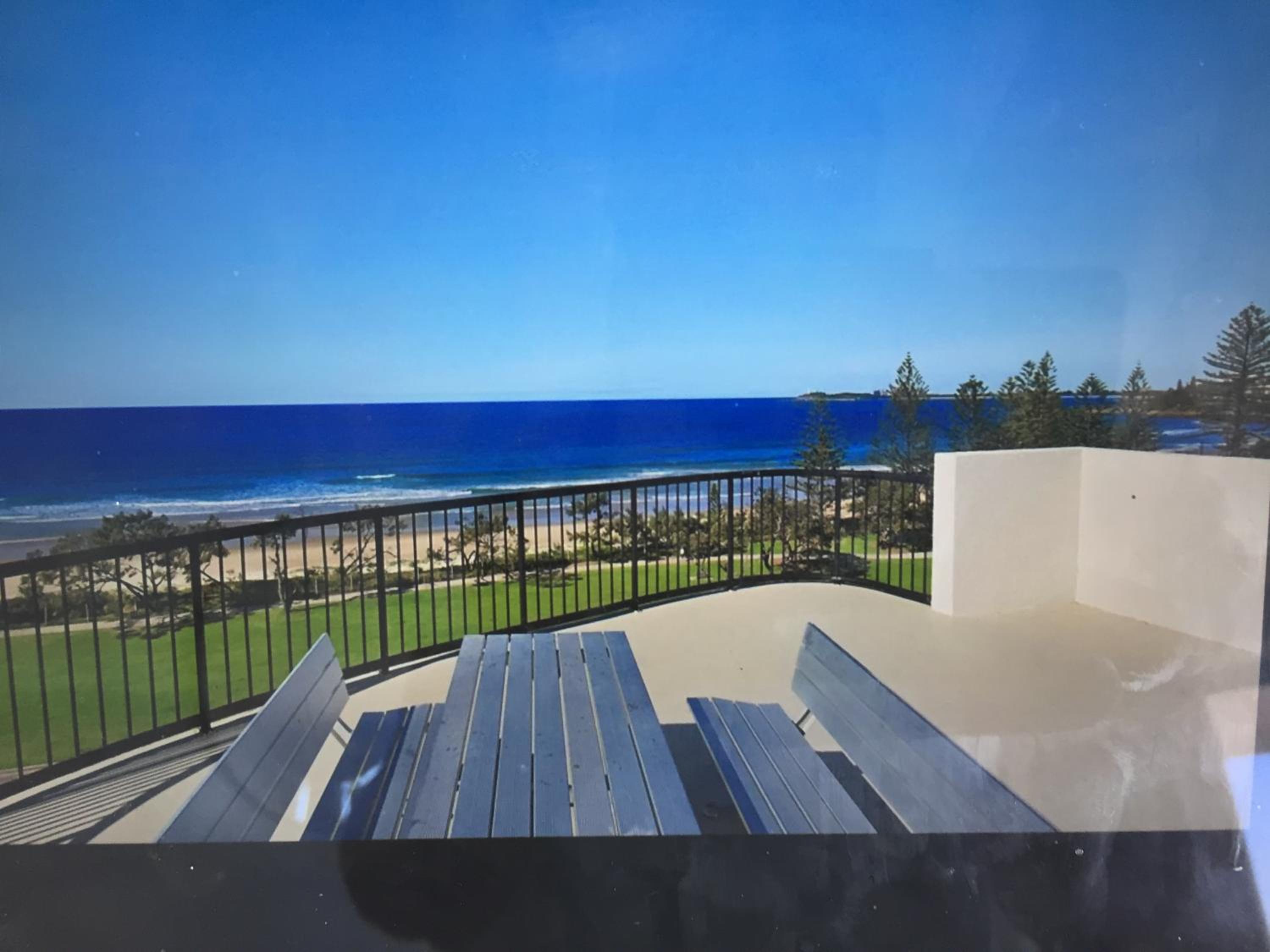 Absolute Beachfront Penthouse with Exclusive Rooftop