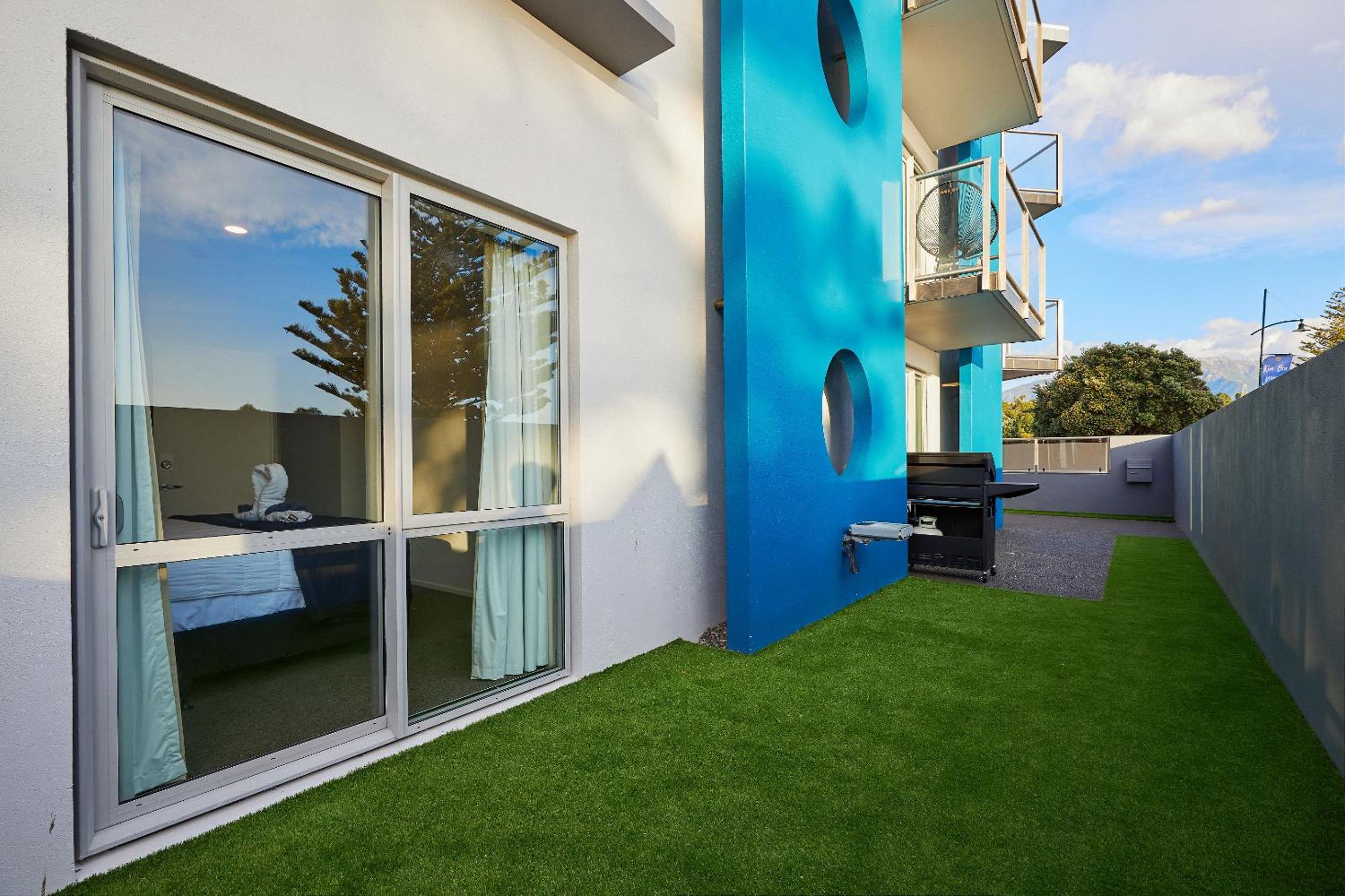 Kaikoura Luxury Apartments - Formerly Waves Luxury Apartments view 2
