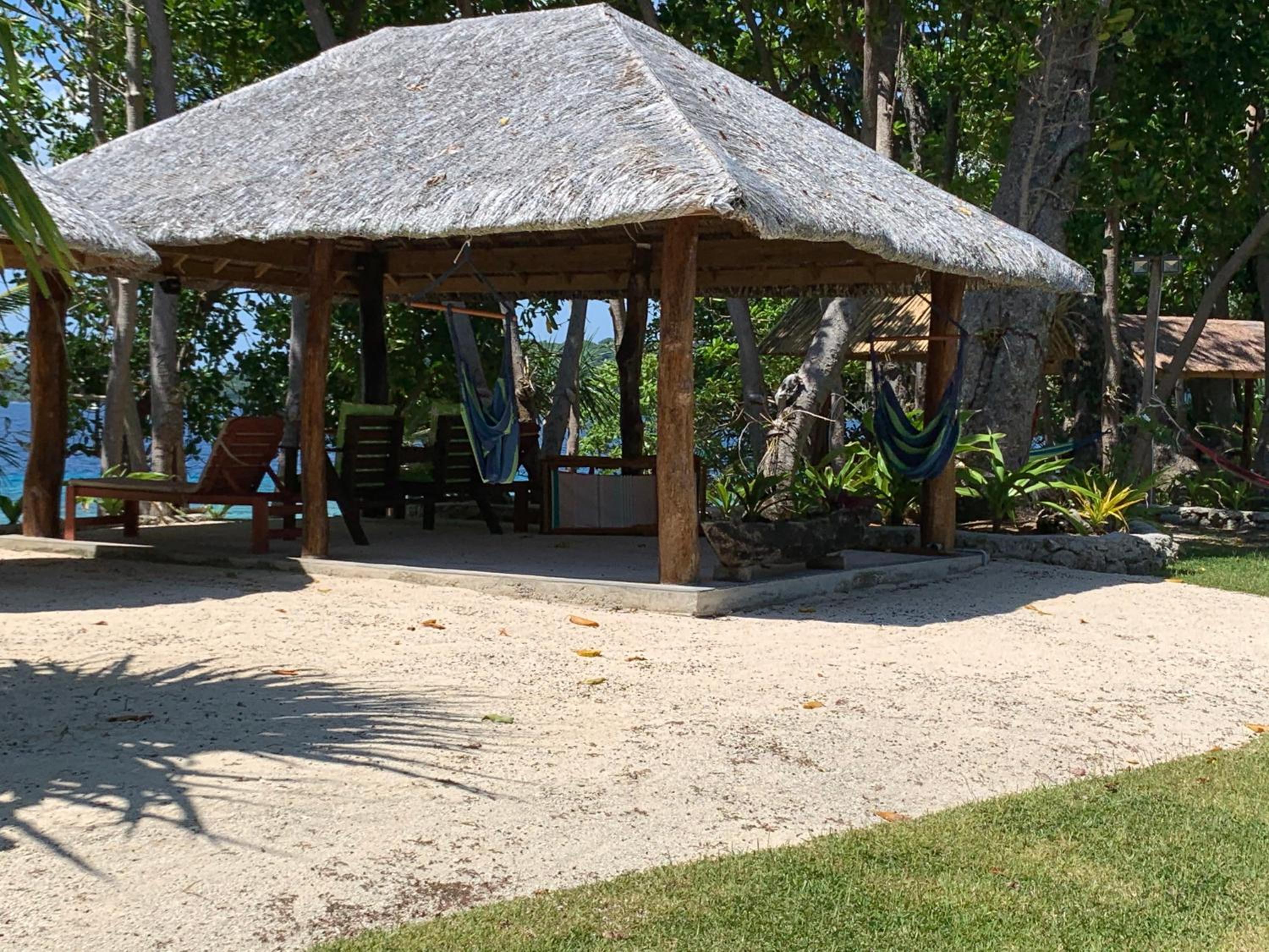 Island View Cottages