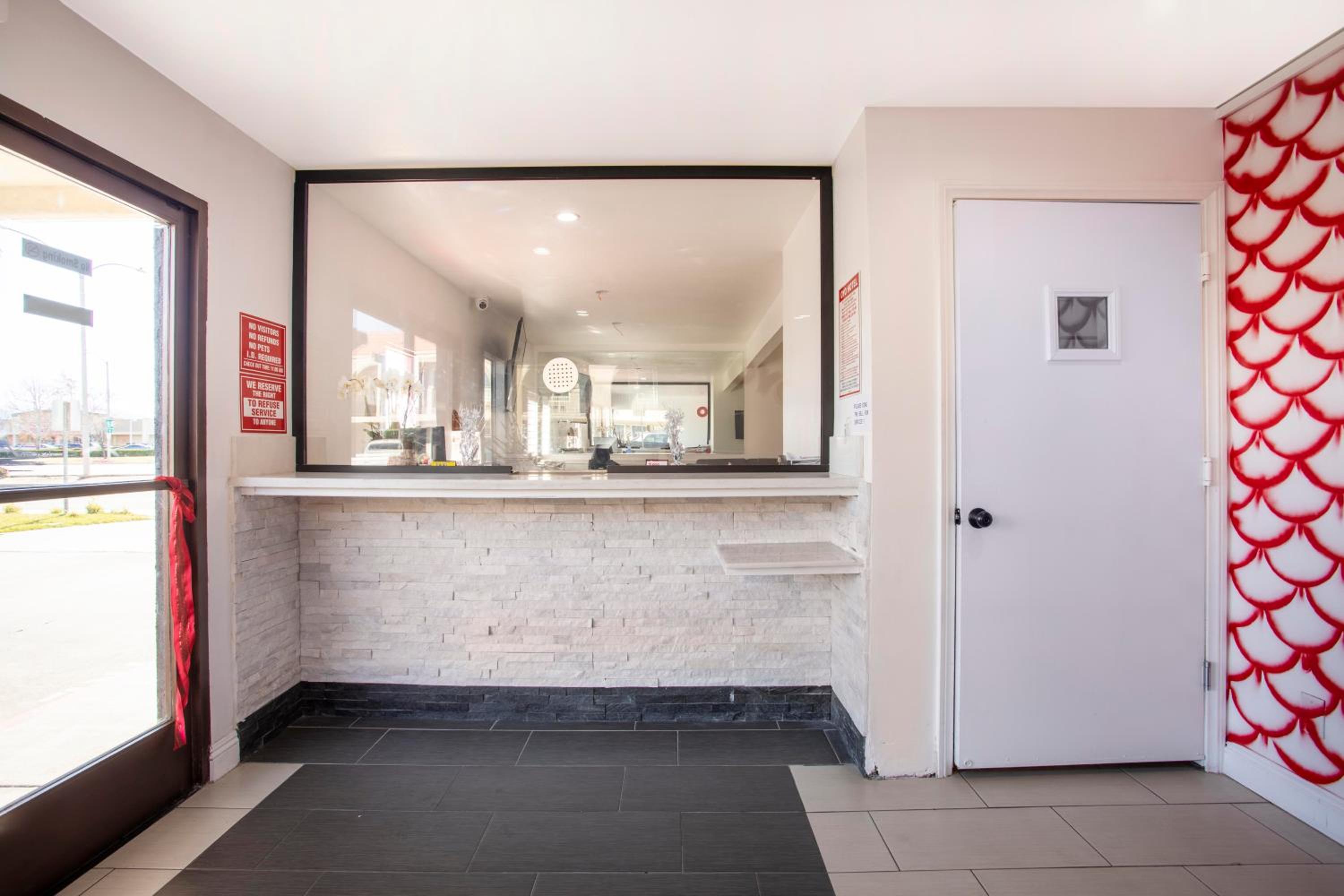 Hotel Palmdale - Antelope Valley -Listing Partner