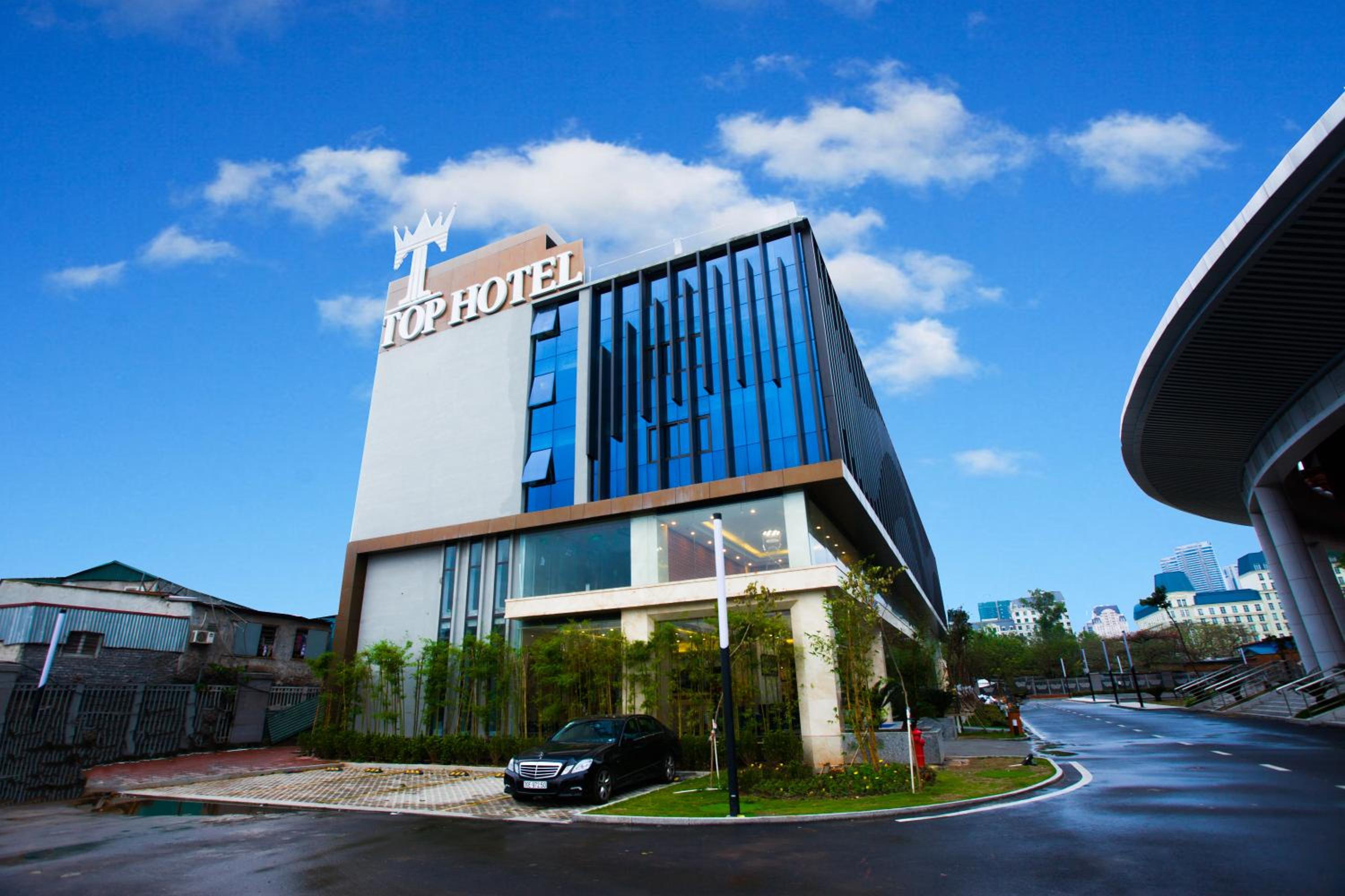Top hotel — Hanoi
