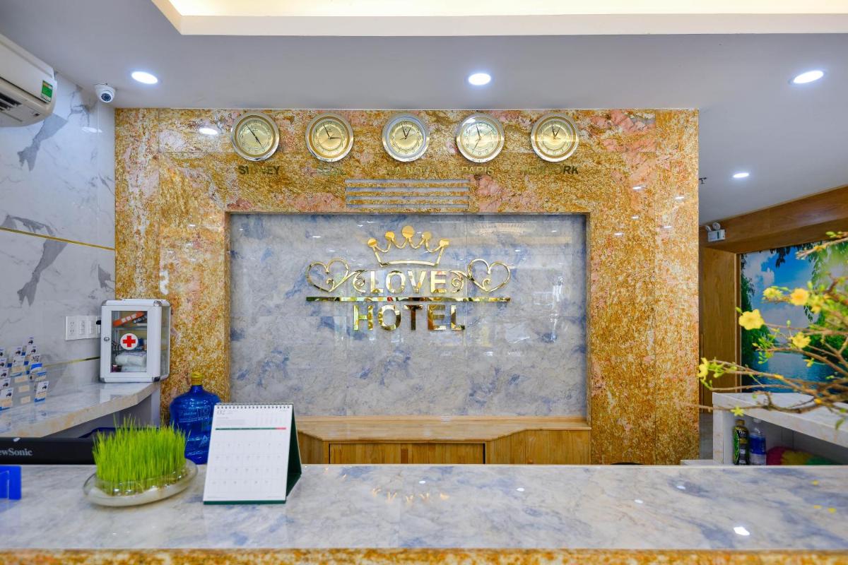 hotel reception