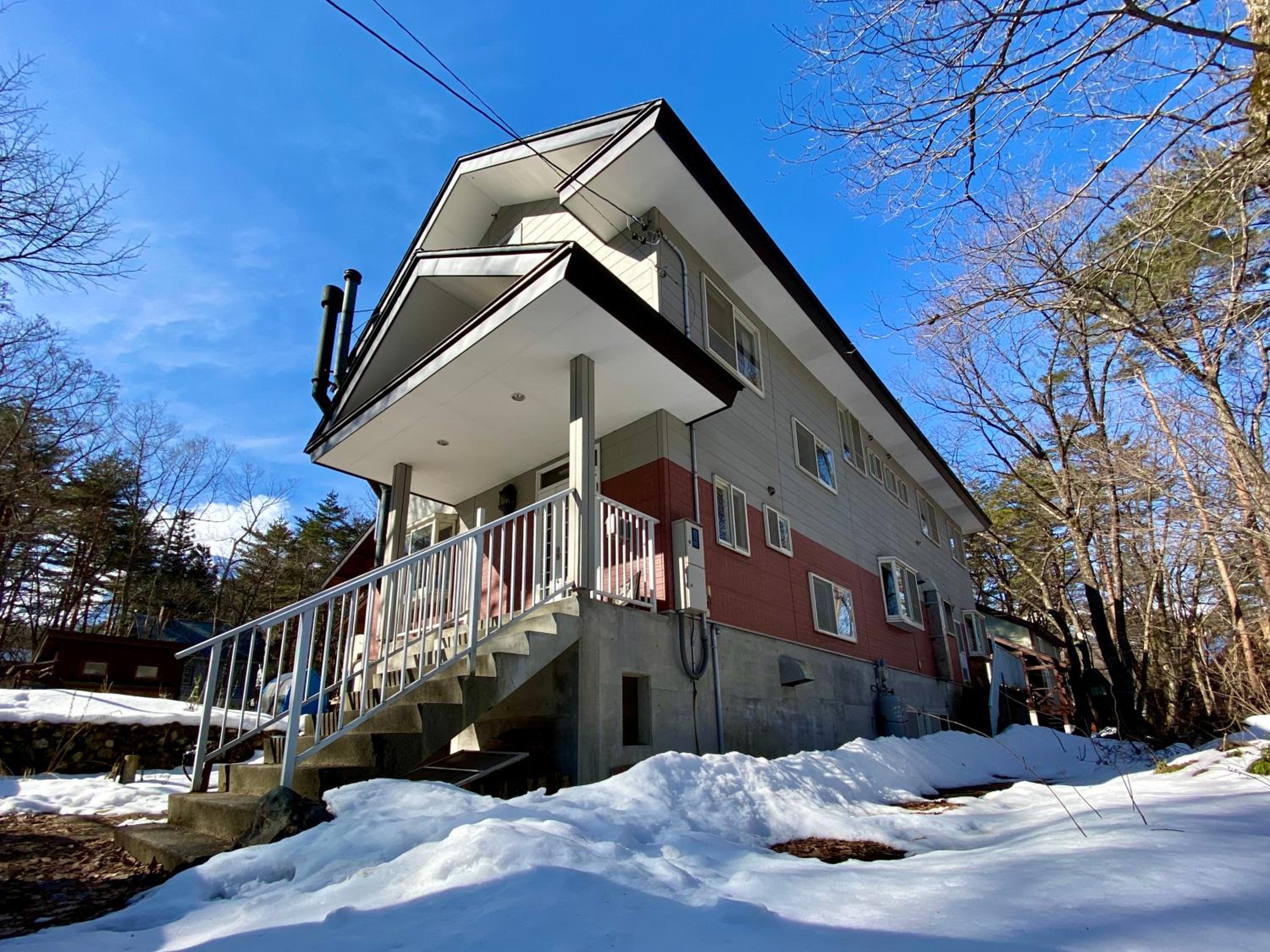 Chalet Strickland view 4