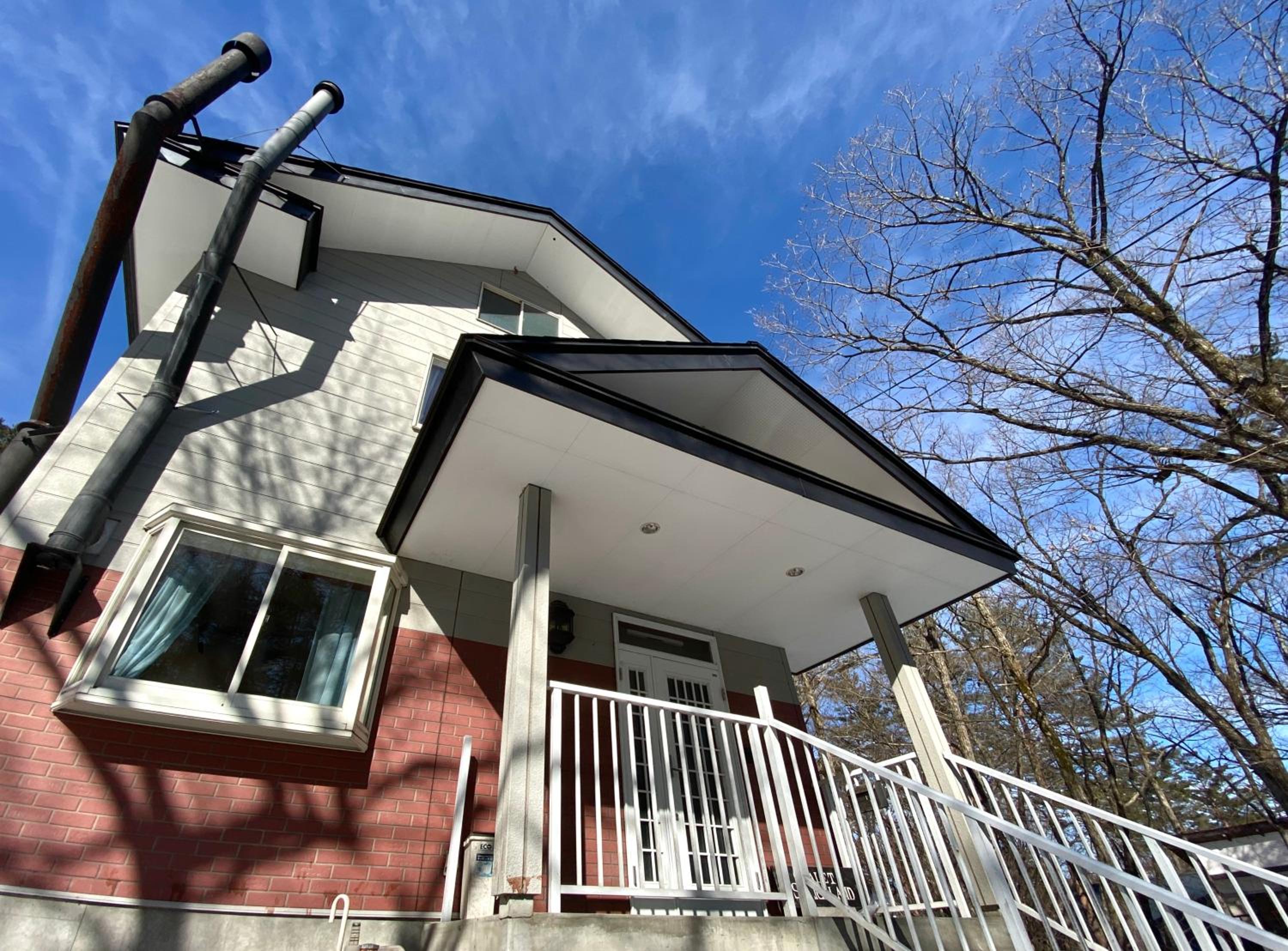 Chalet Strickland view 3