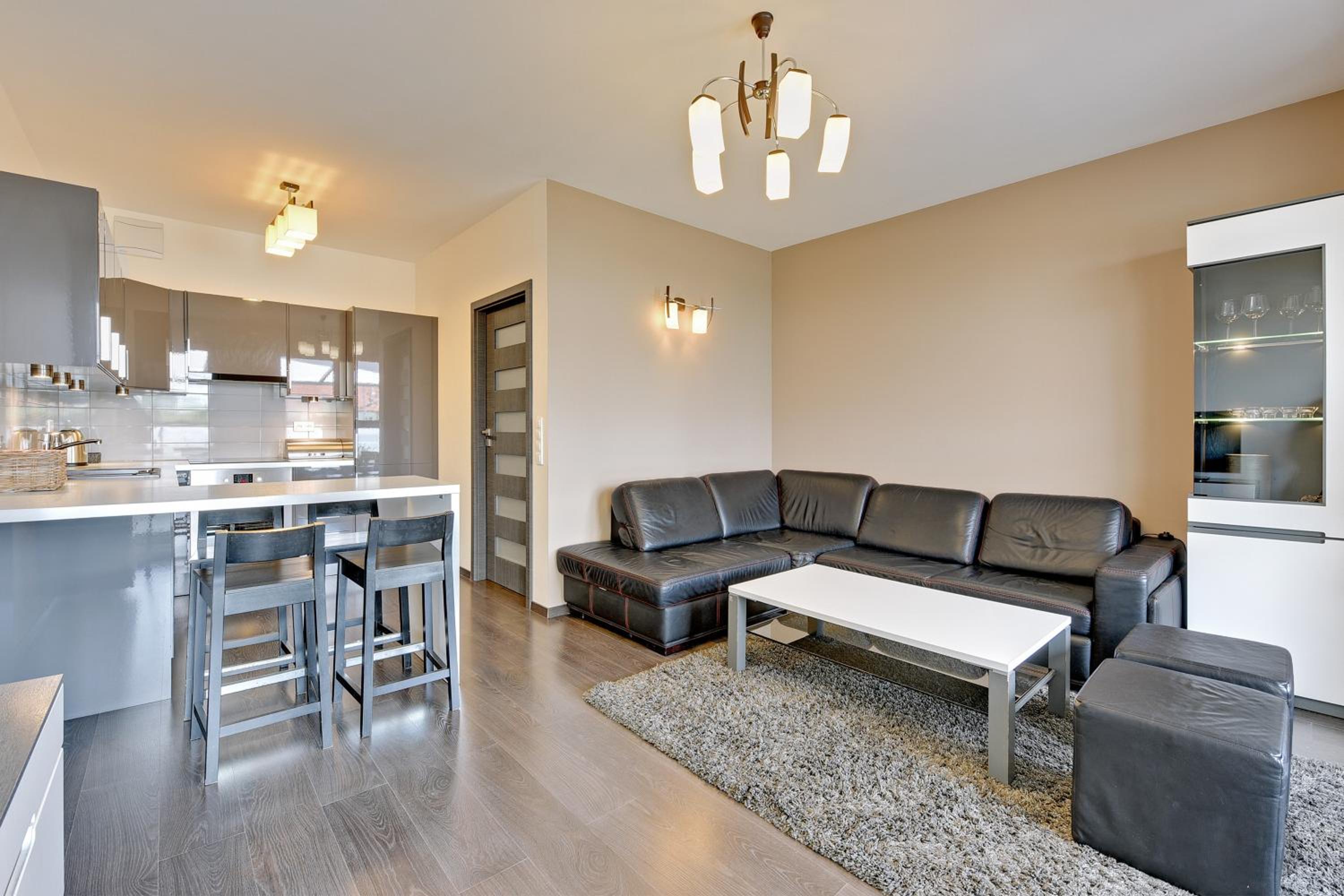 Hallera 165 by Downtown Apartments