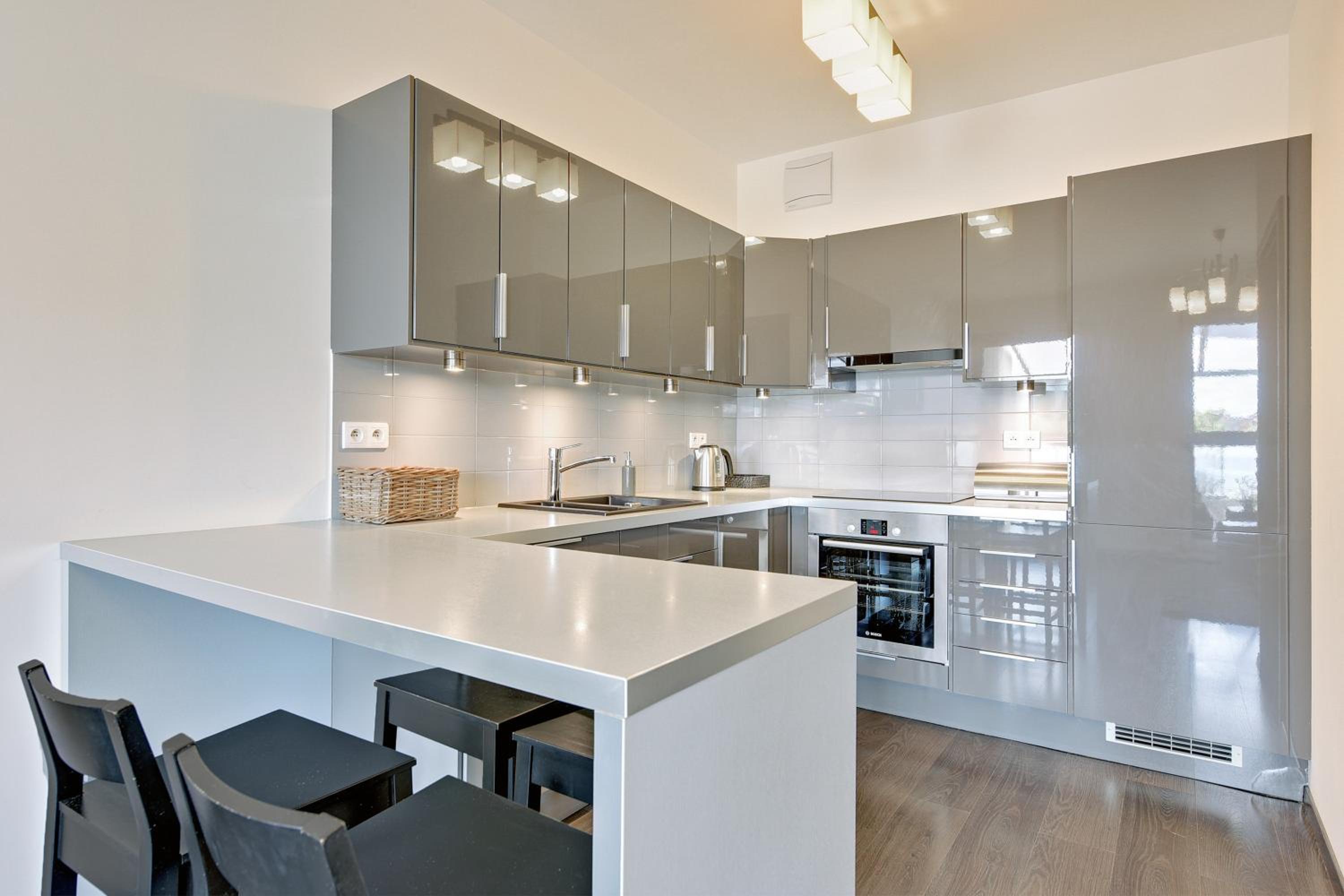 Hallera 165 by Downtown Apartments
