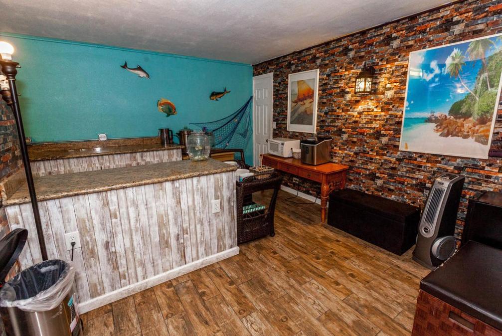 The Beach Waikiki Boutique Hostel