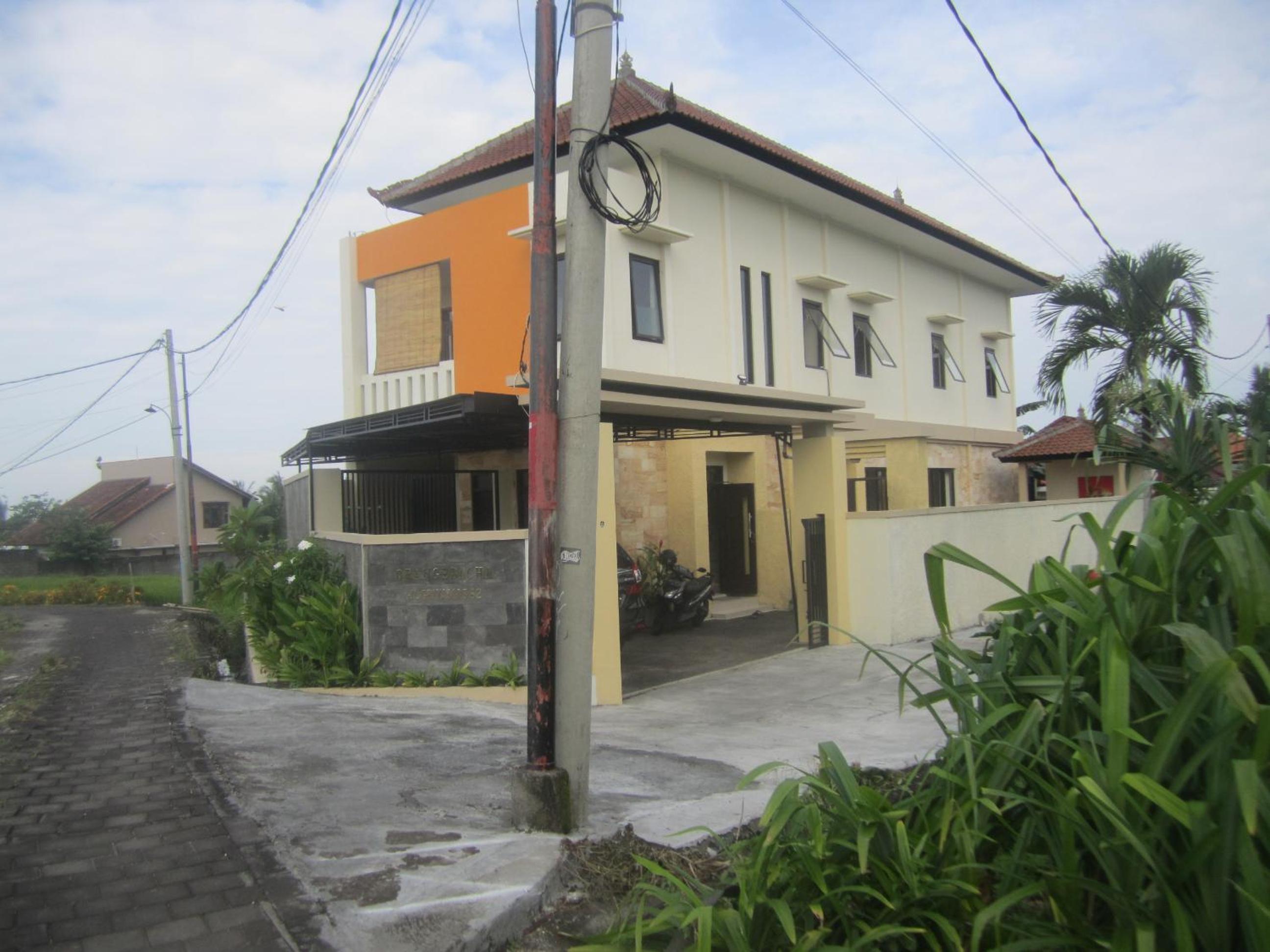 Photo 8