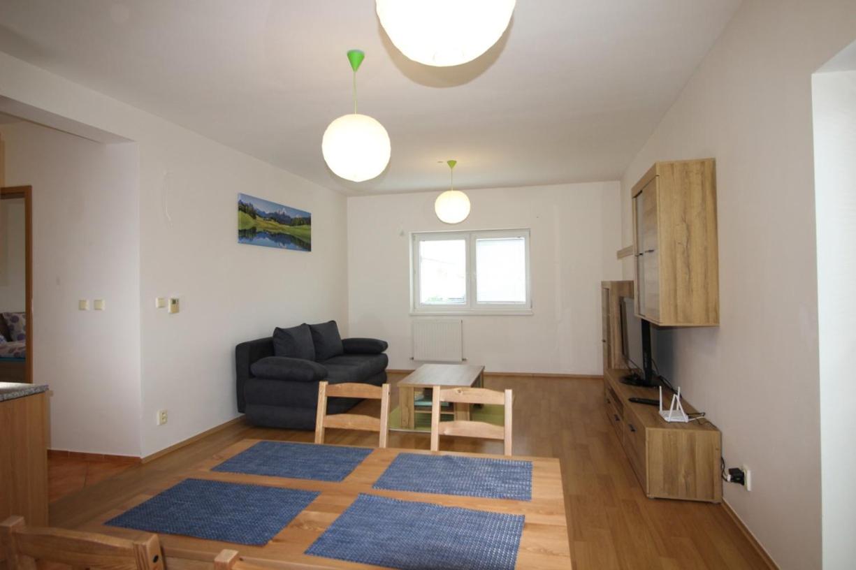 Apartman 502 view 4
