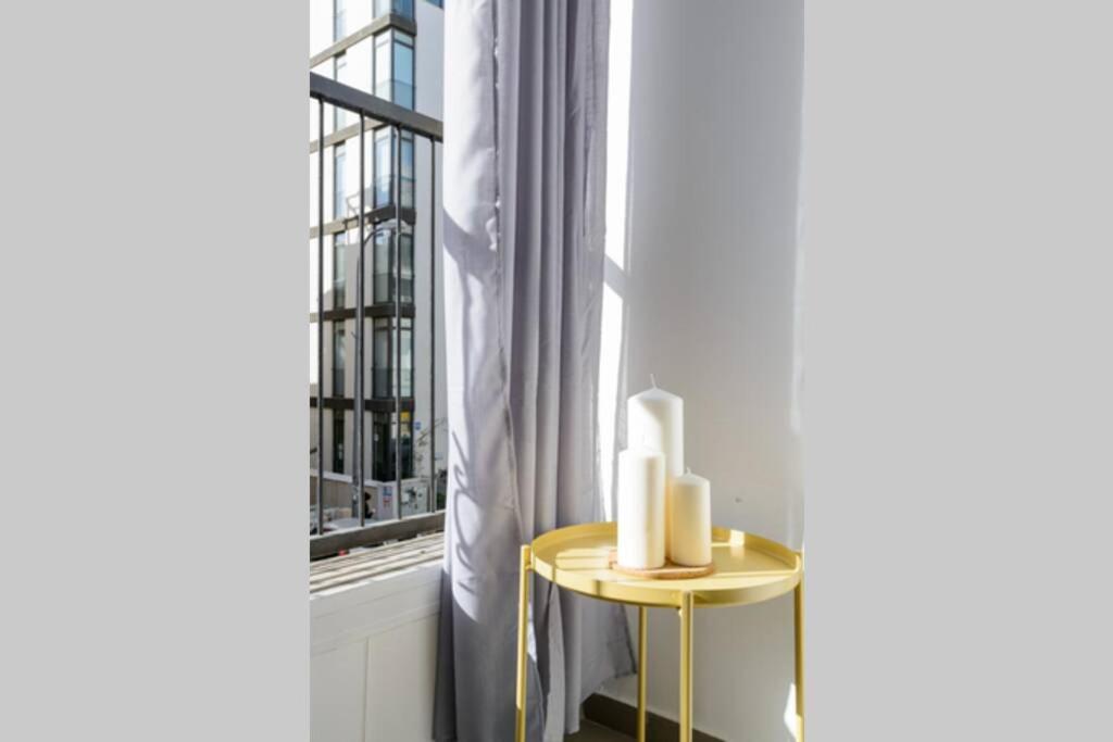 Geula Seaside - 2Bedroom & Free Parking - By Vacay