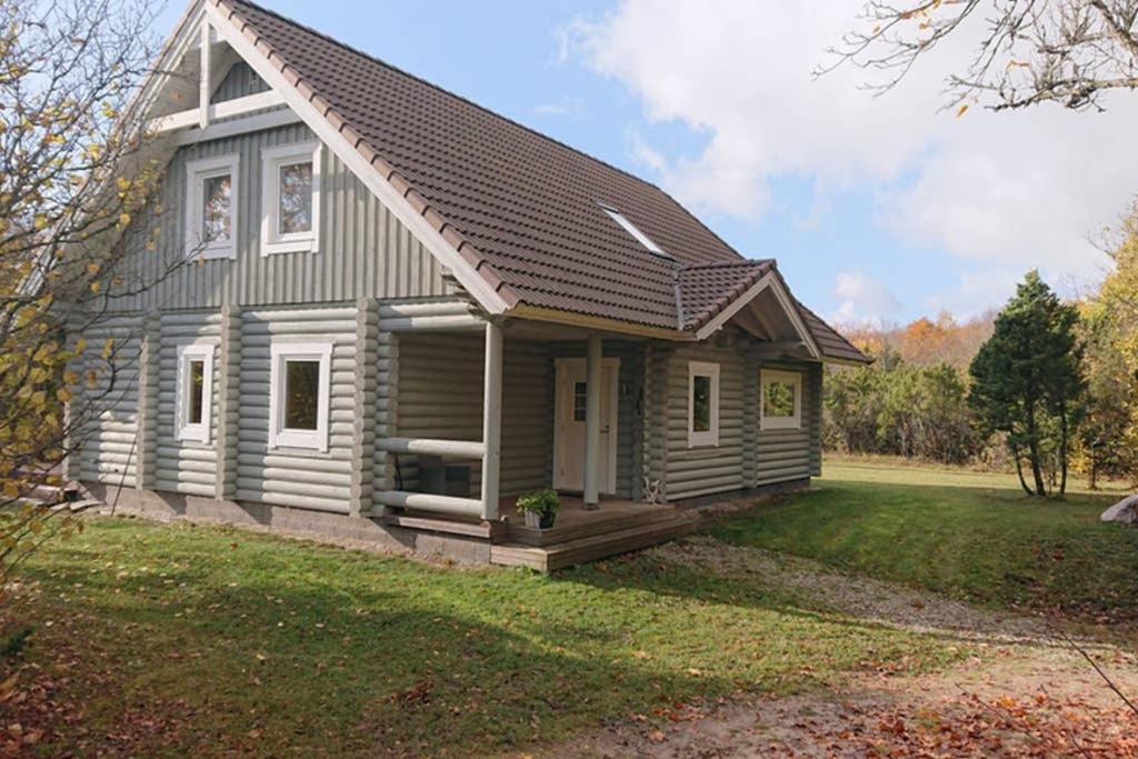 Captain Alexandri Cottage by the Sea