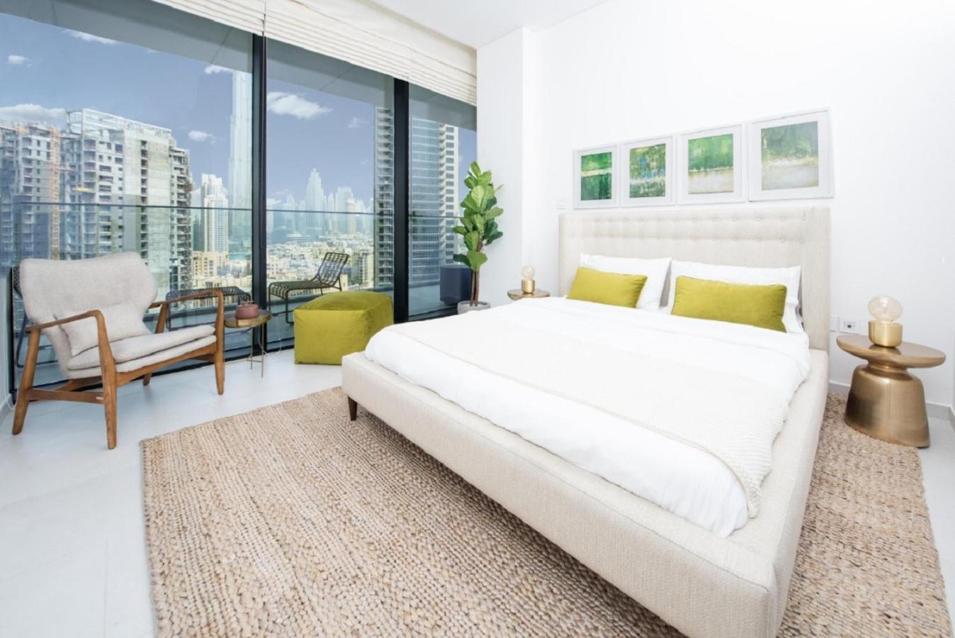 Maison Privee - Luxury, Spacious, Modern Near Burj Khalifa and Dubai Canal