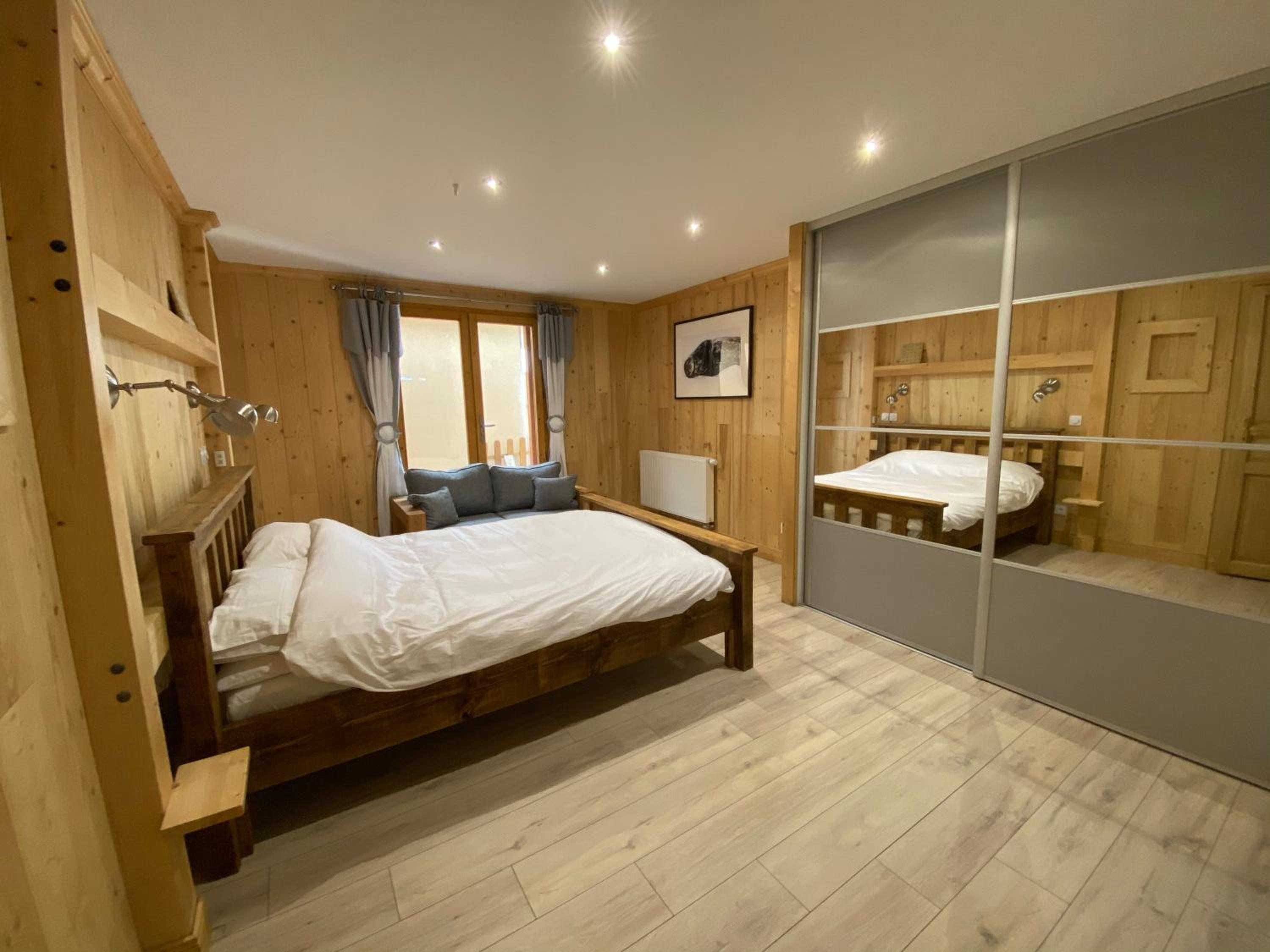Monster Chalets