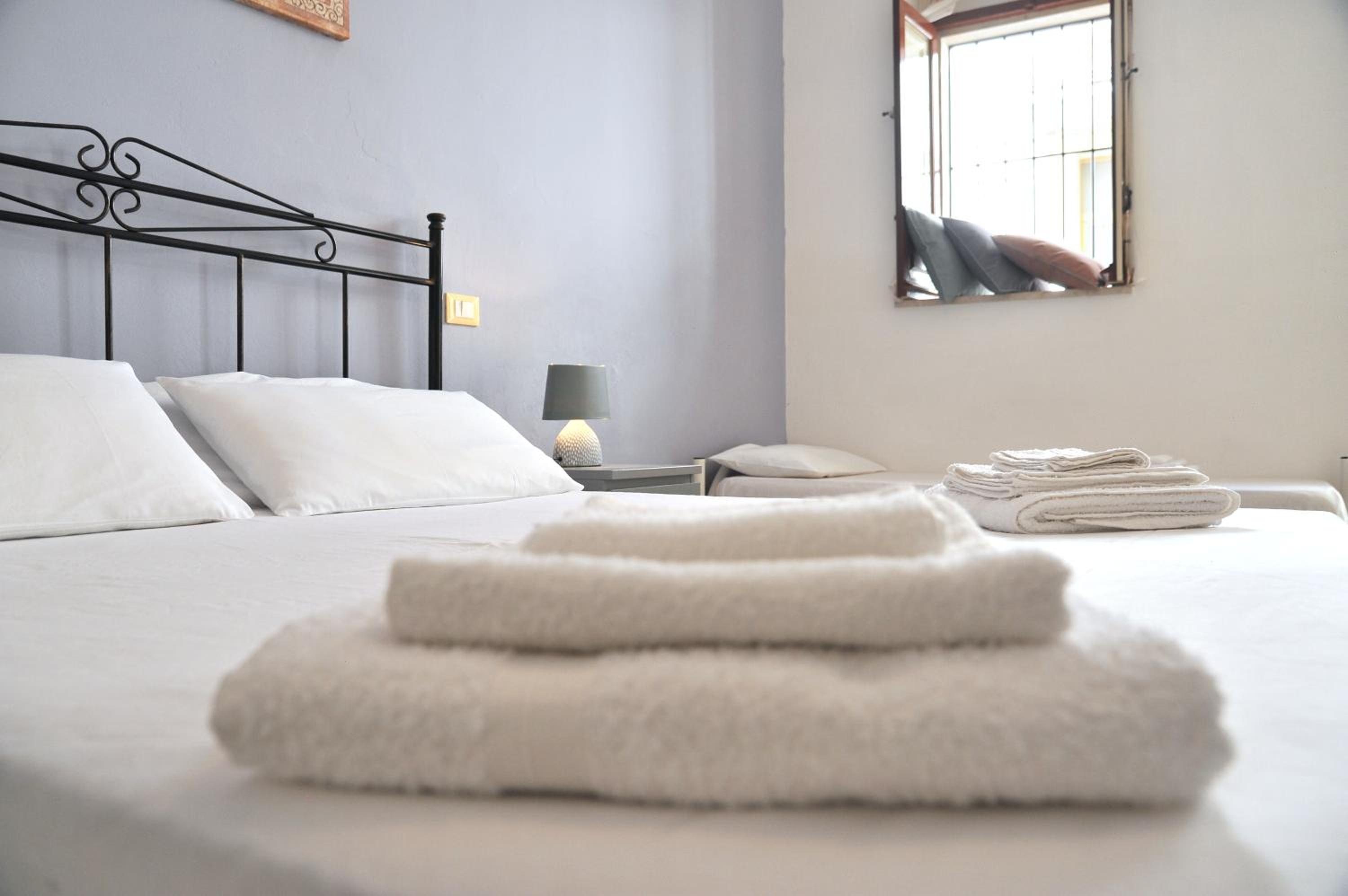Casa Taro en Noto — bedroom