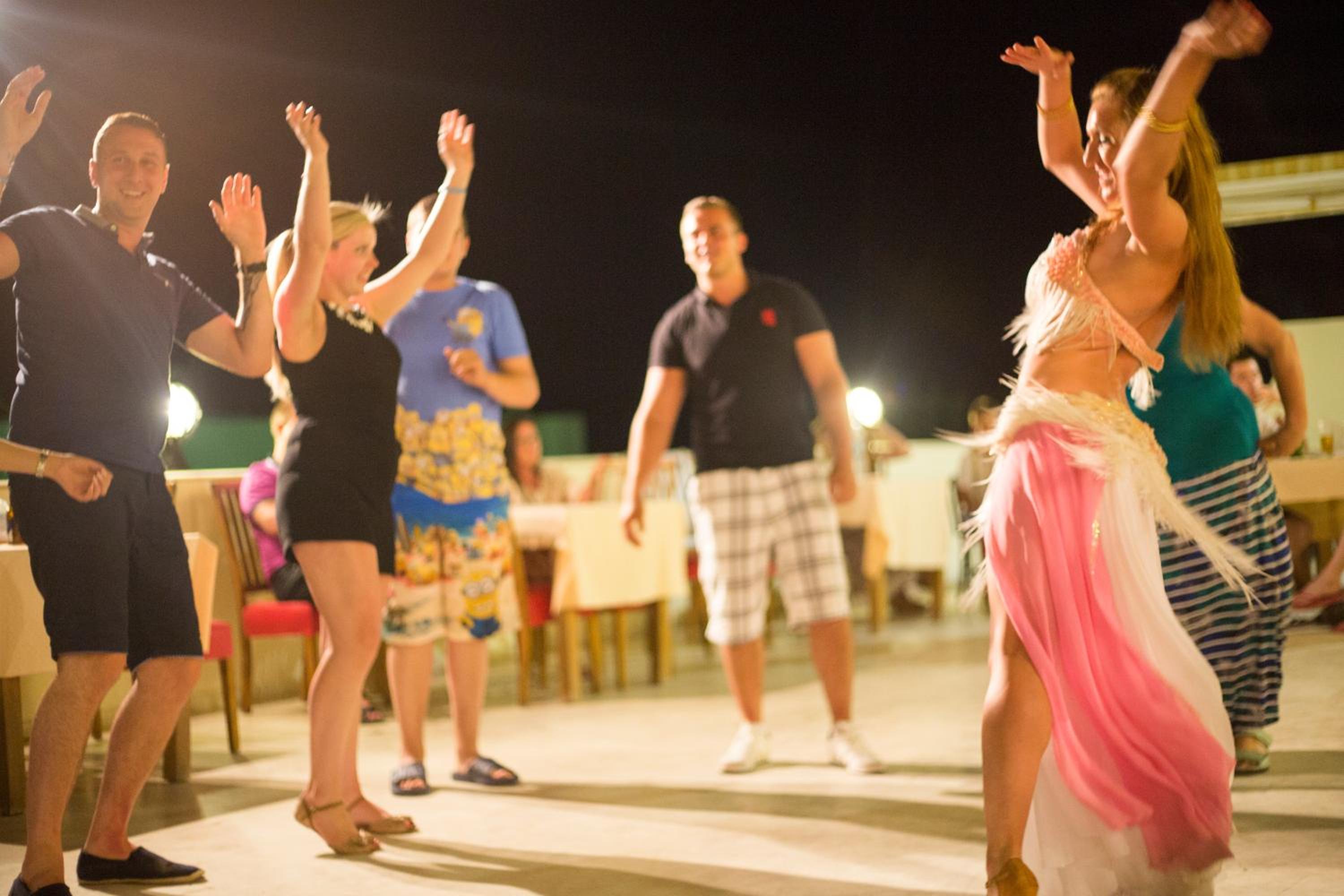 Tuntas Family Suites Kusadasi - Image 25