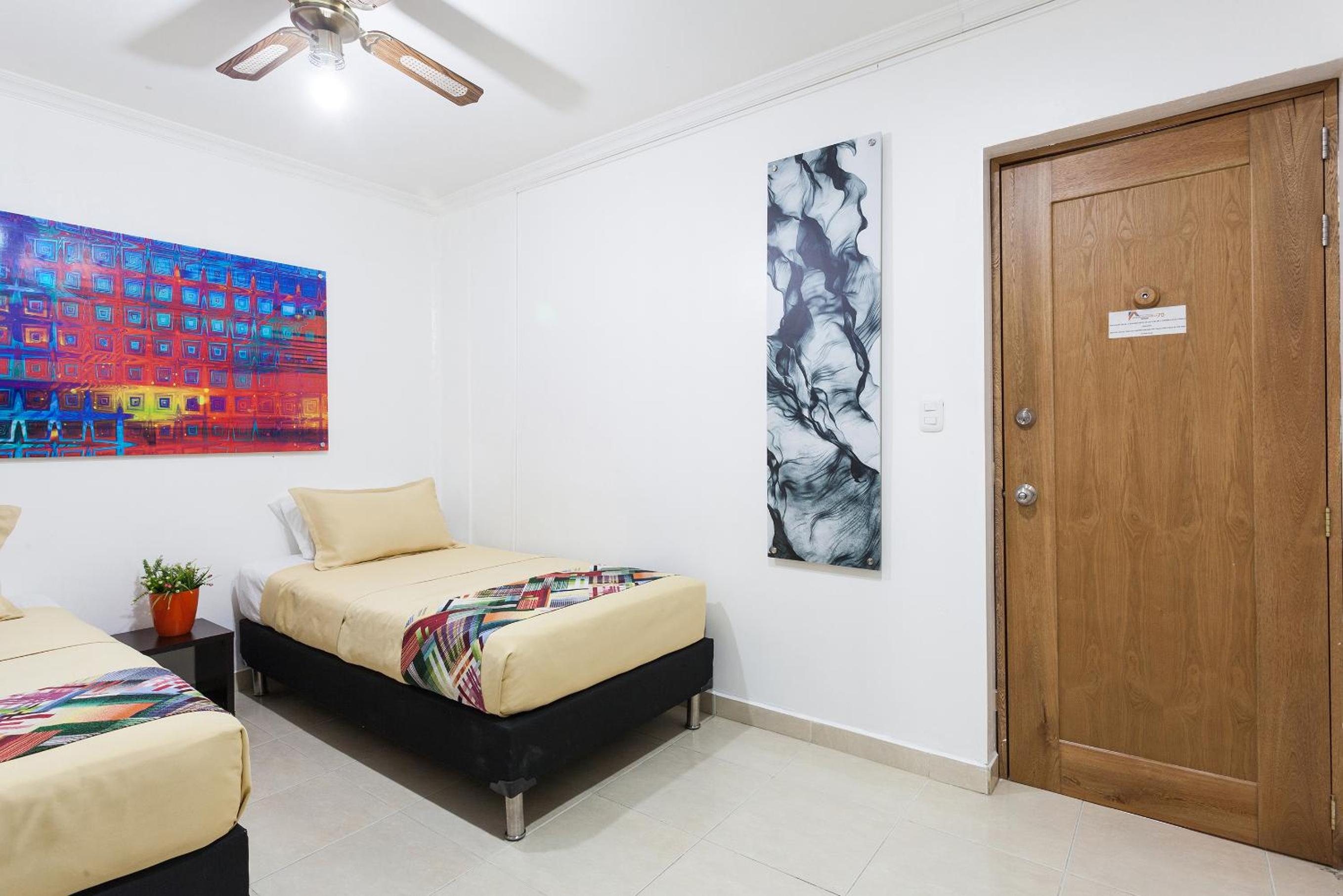 Apartamentos Amoblados JG de la 70