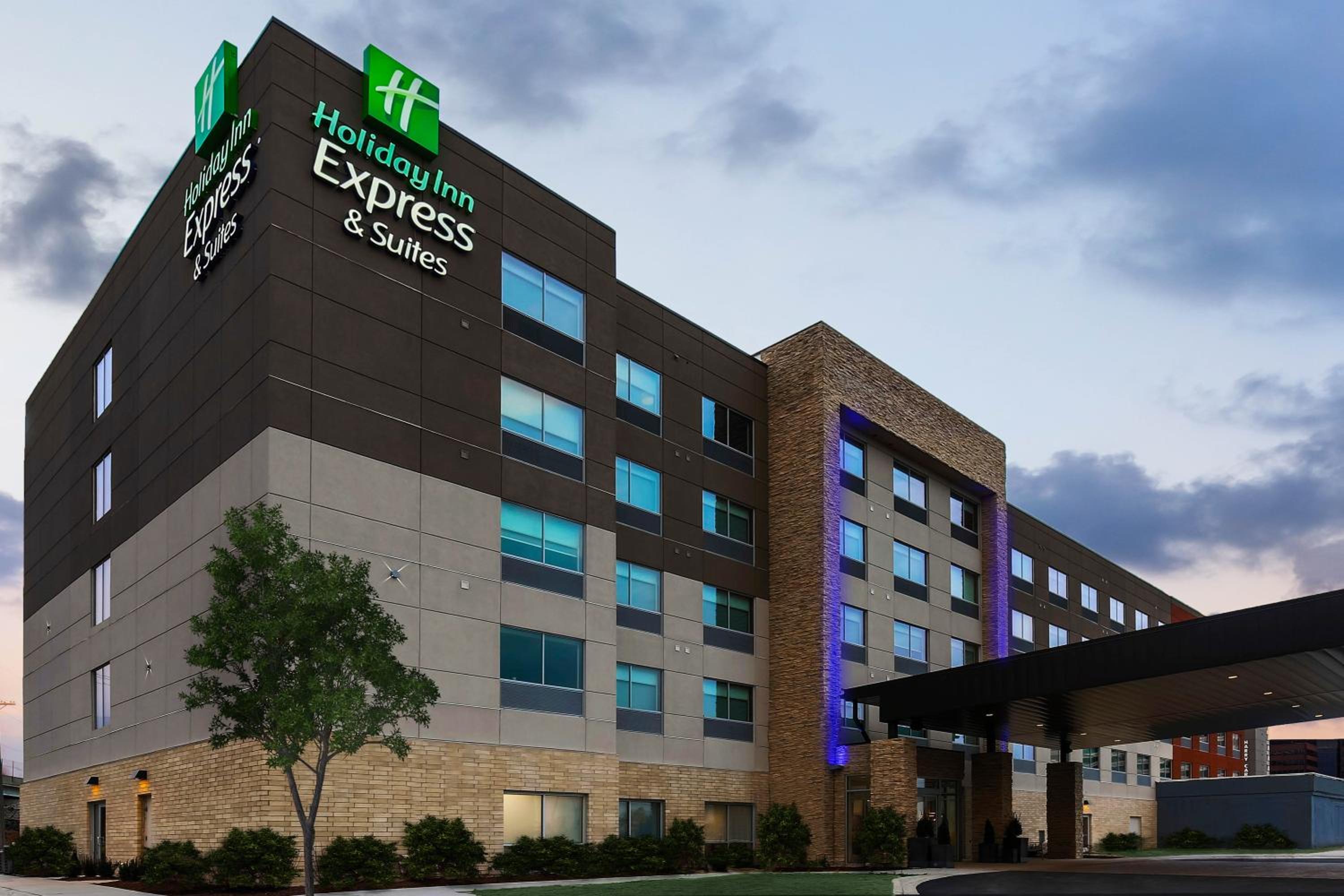 Hotel Holiday Inn Express & Suites Chicago Ohare Airport By Ihg