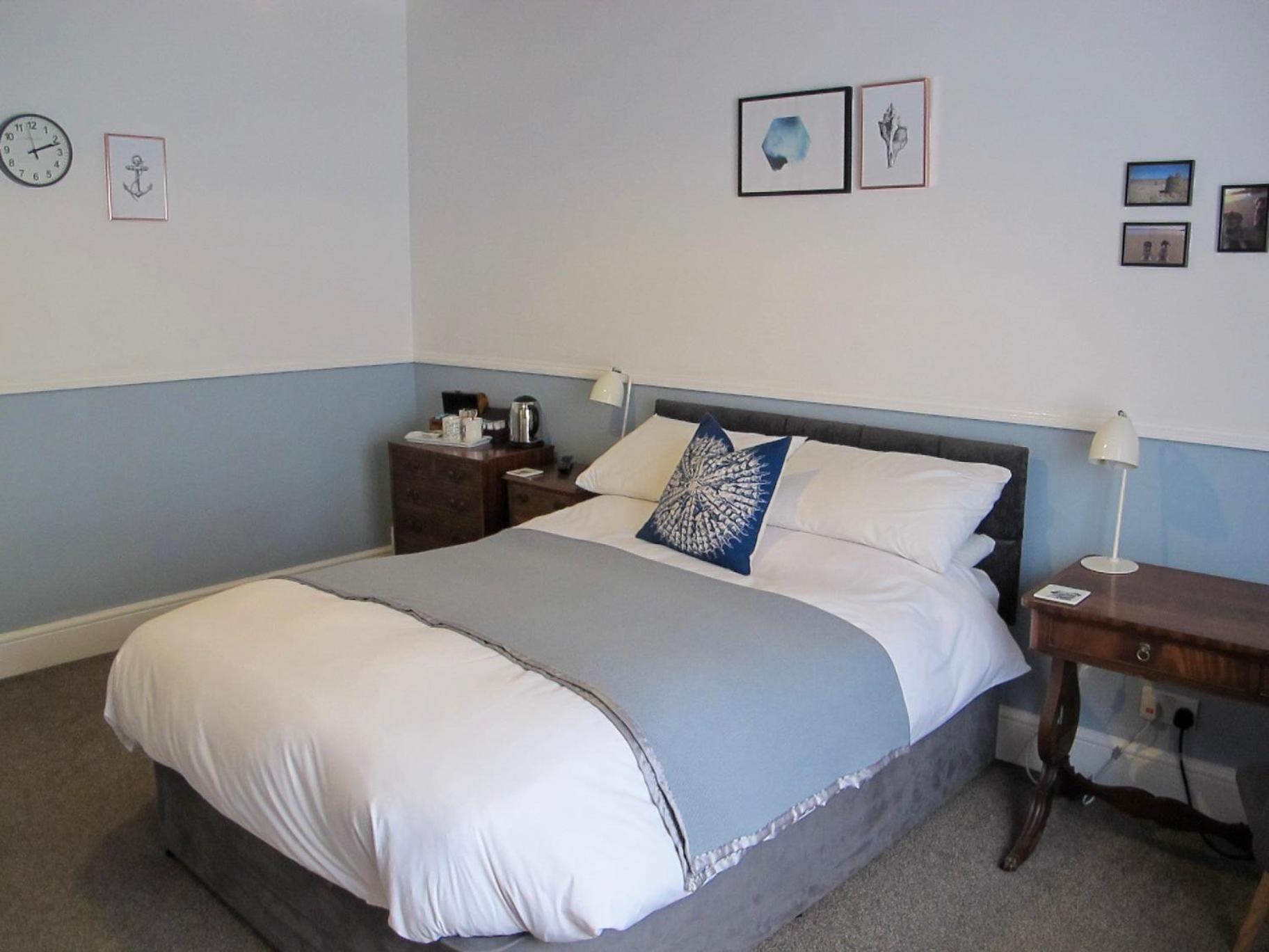 Stone's Throw Guest House