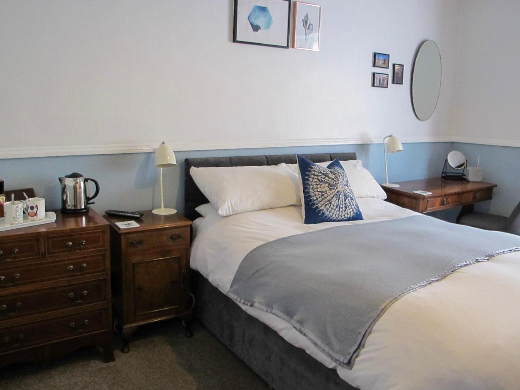 Stone's Throw Guest House