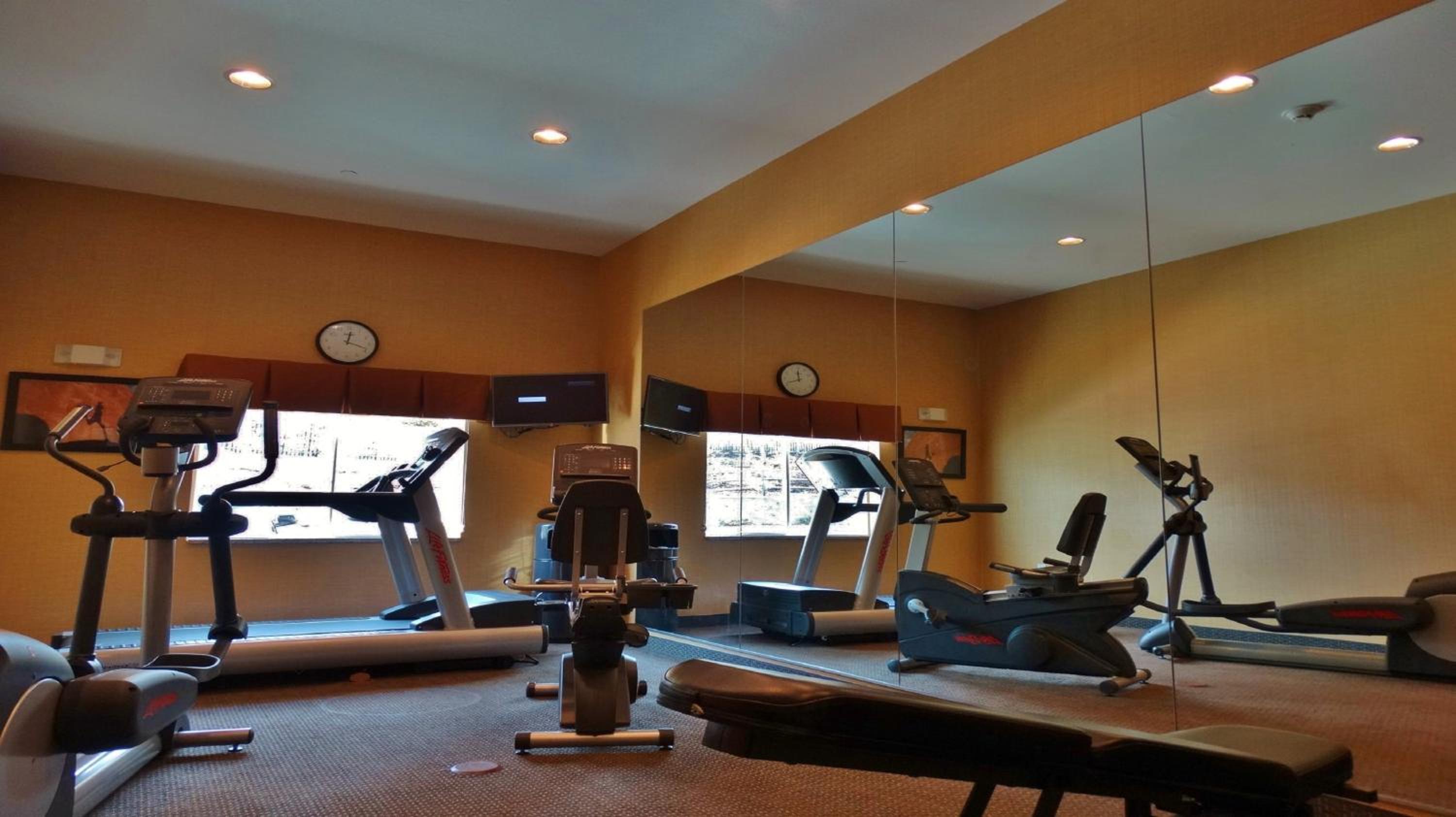 Montgomery Vacations - Holiday Inn Express and Suites Montgomery, an IHG Hotel - Property Image 7
