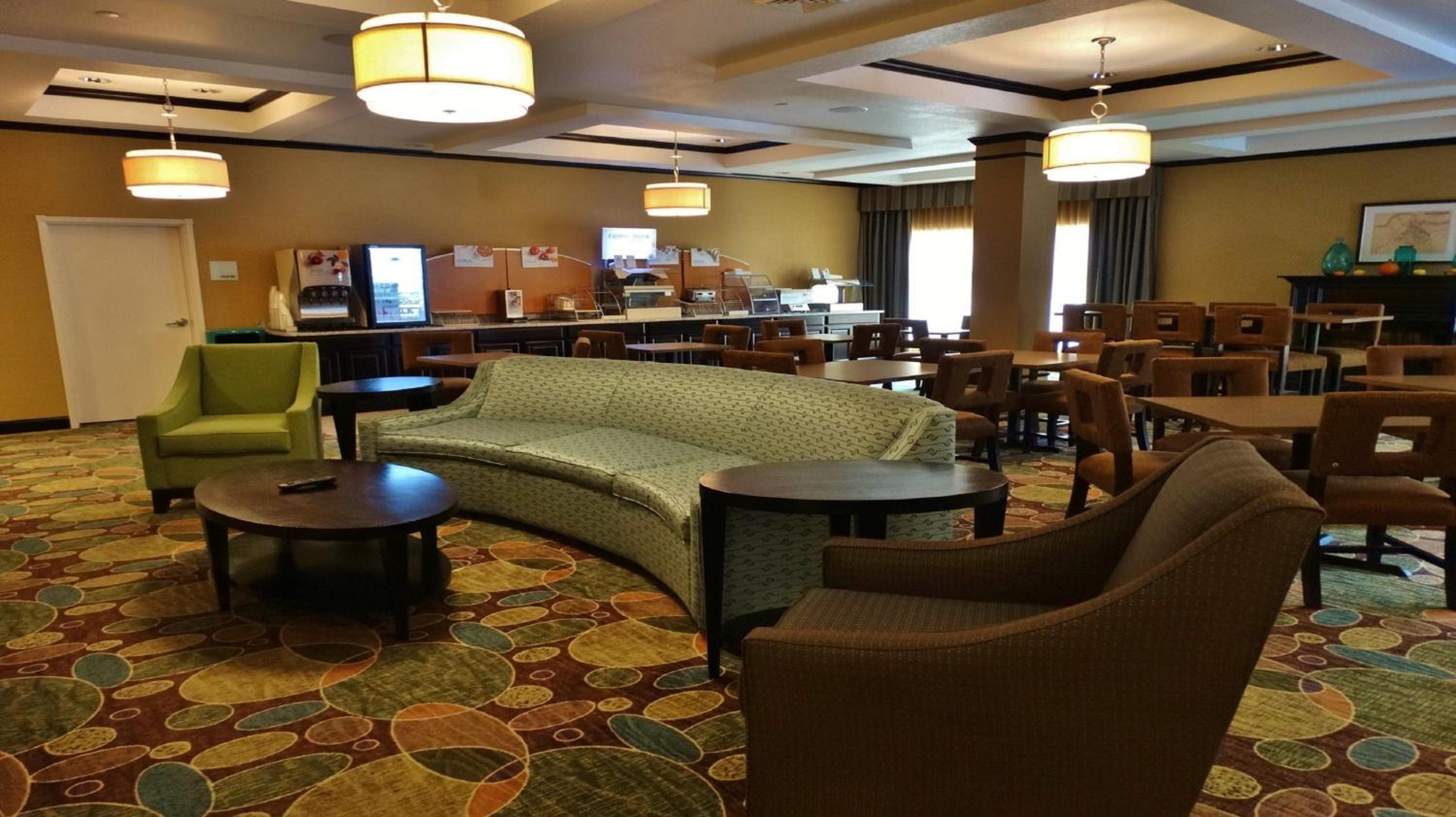 Montgomery Vacations - Holiday Inn Express and Suites Montgomery, an IHG Hotel - Property Image 31
