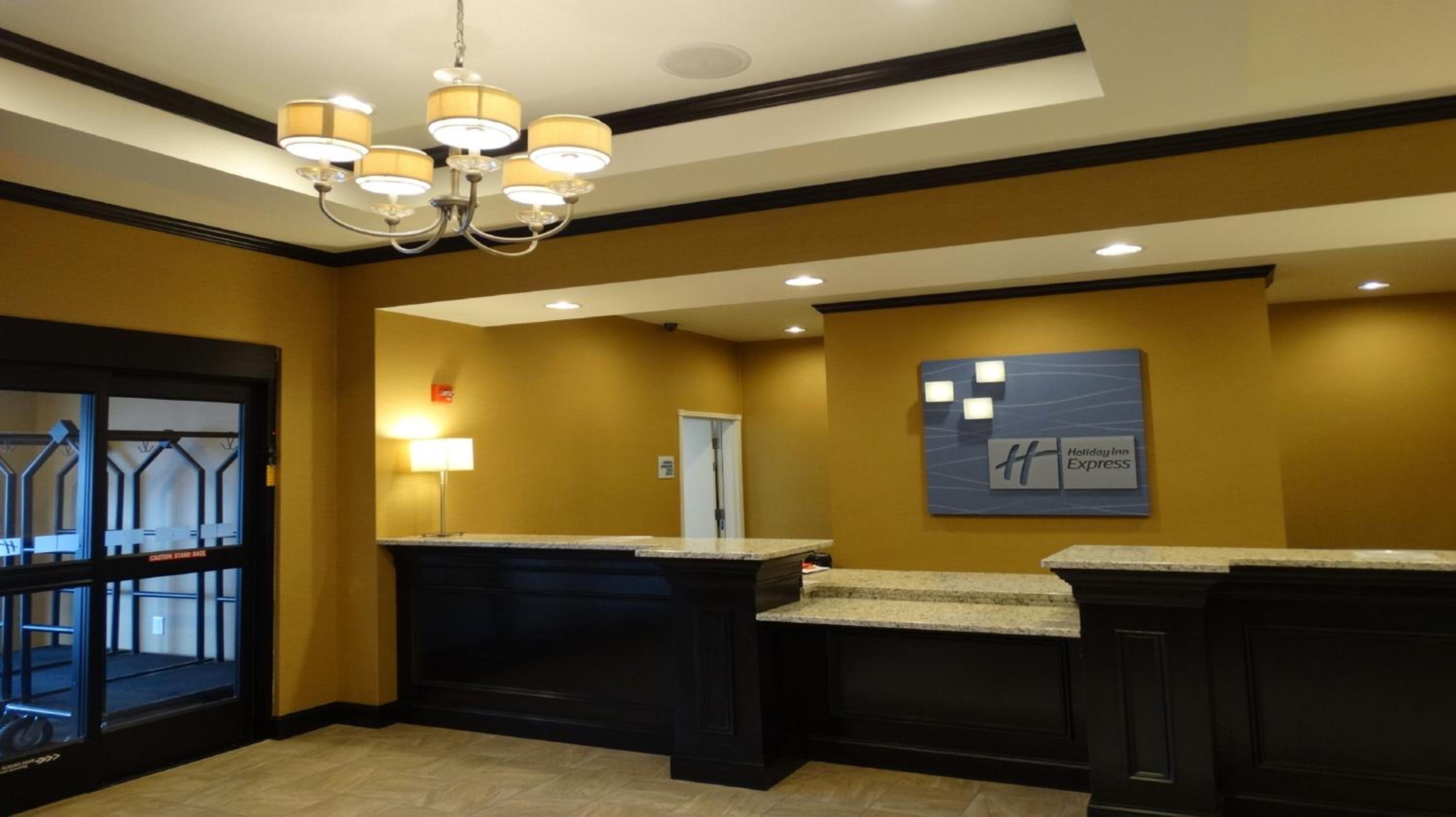 Montgomery Vacations - Holiday Inn Express and Suites Montgomery, an IHG Hotel - Property Image 12