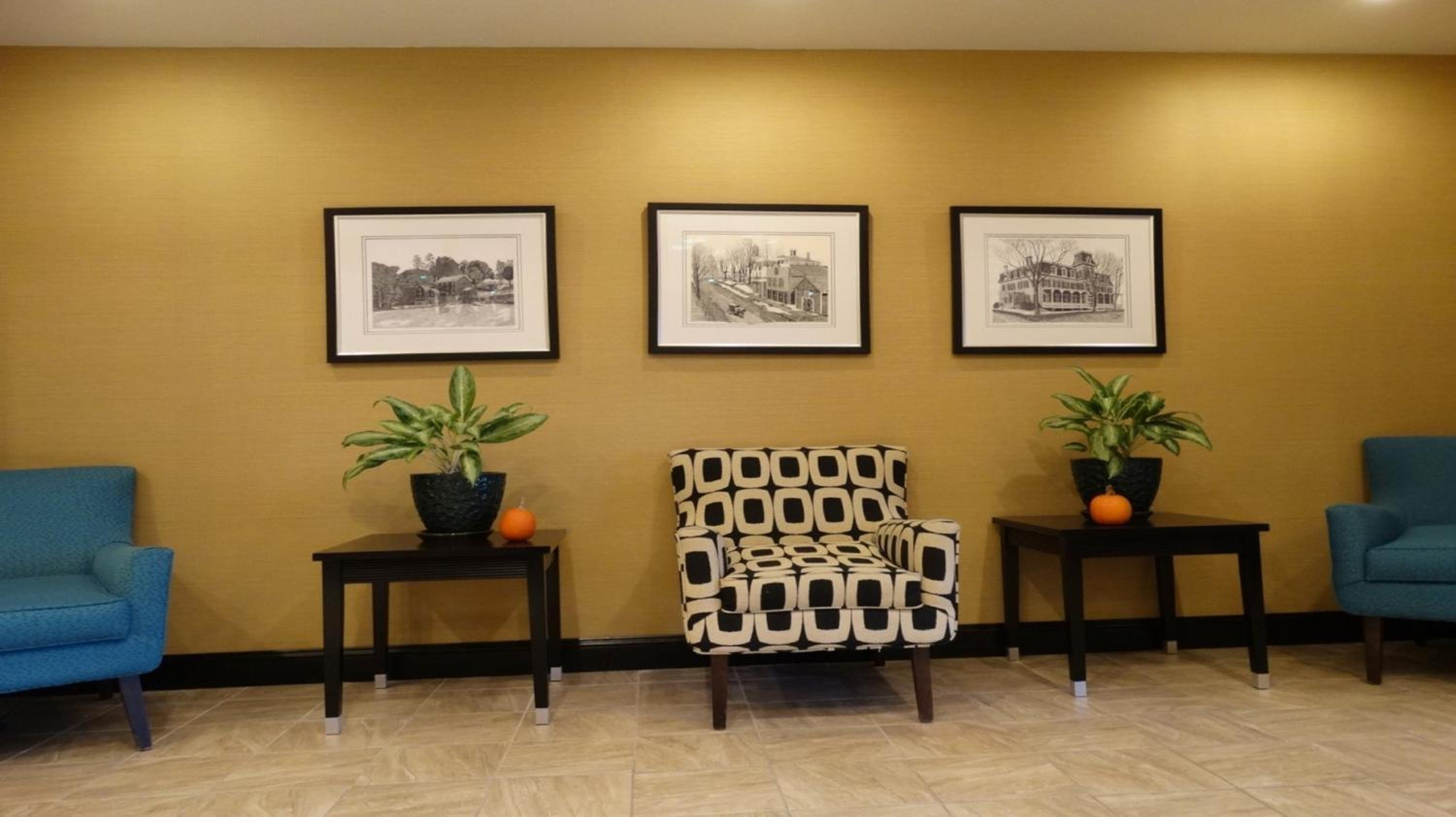 Montgomery Vacations - Holiday Inn Express and Suites Montgomery, an IHG Hotel - Property Image 3