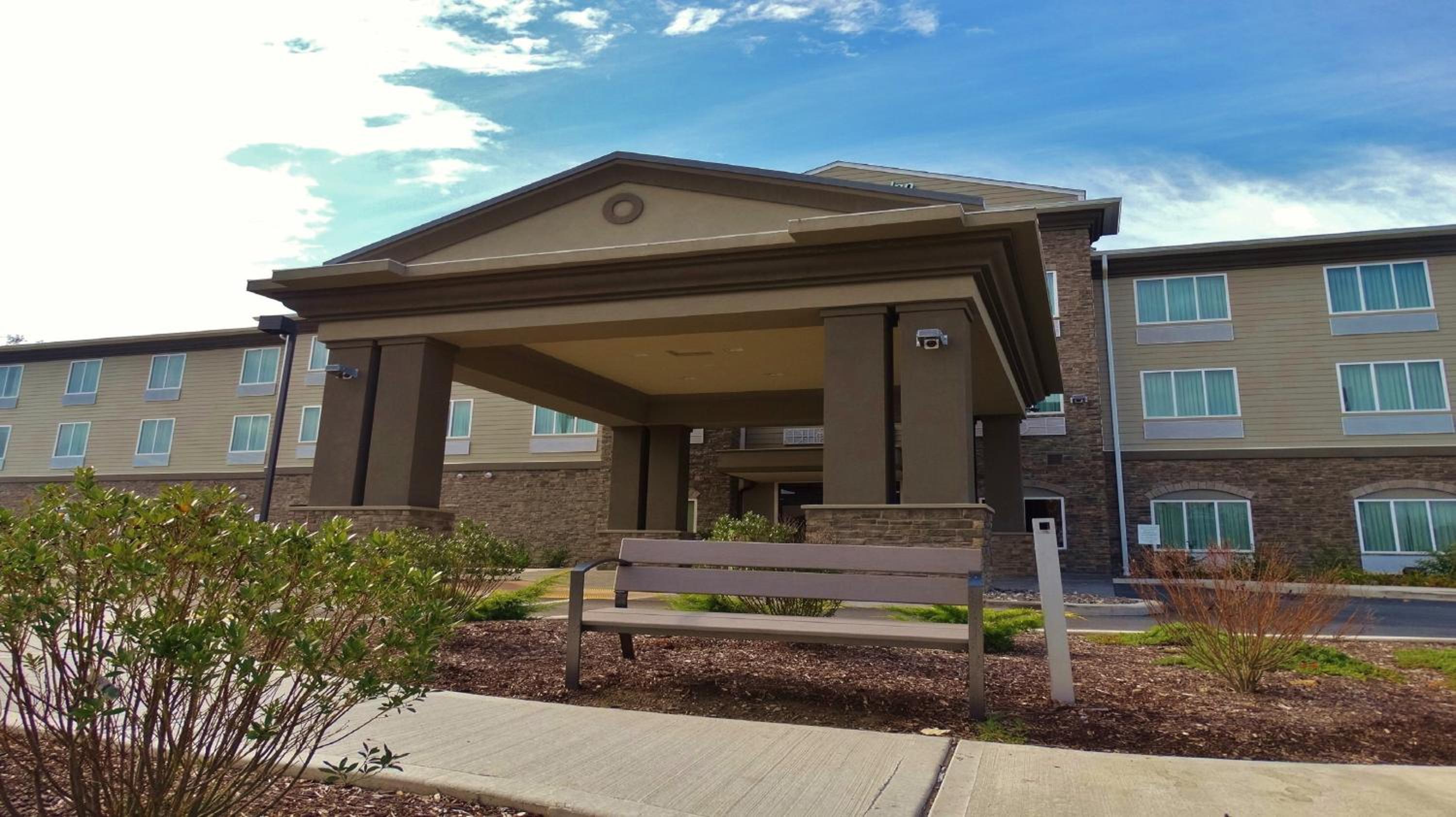 Montgomery Vacations - Holiday Inn Express and Suites Montgomery, an IHG Hotel - Property Image 45