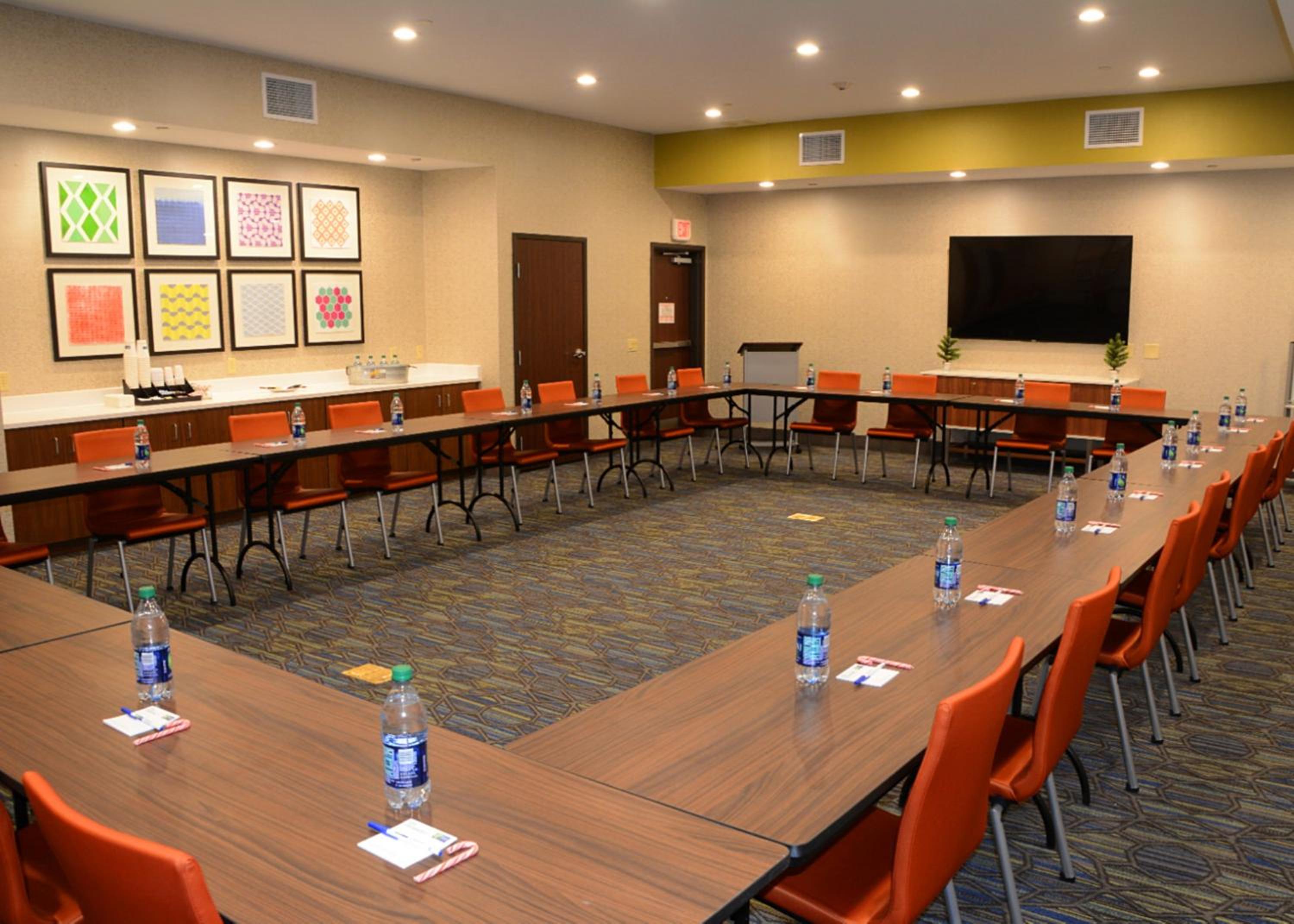 Holiday Inn Express  Suites - Pittsburgh - Monroeville, an IHG Hotel - Property Image 21