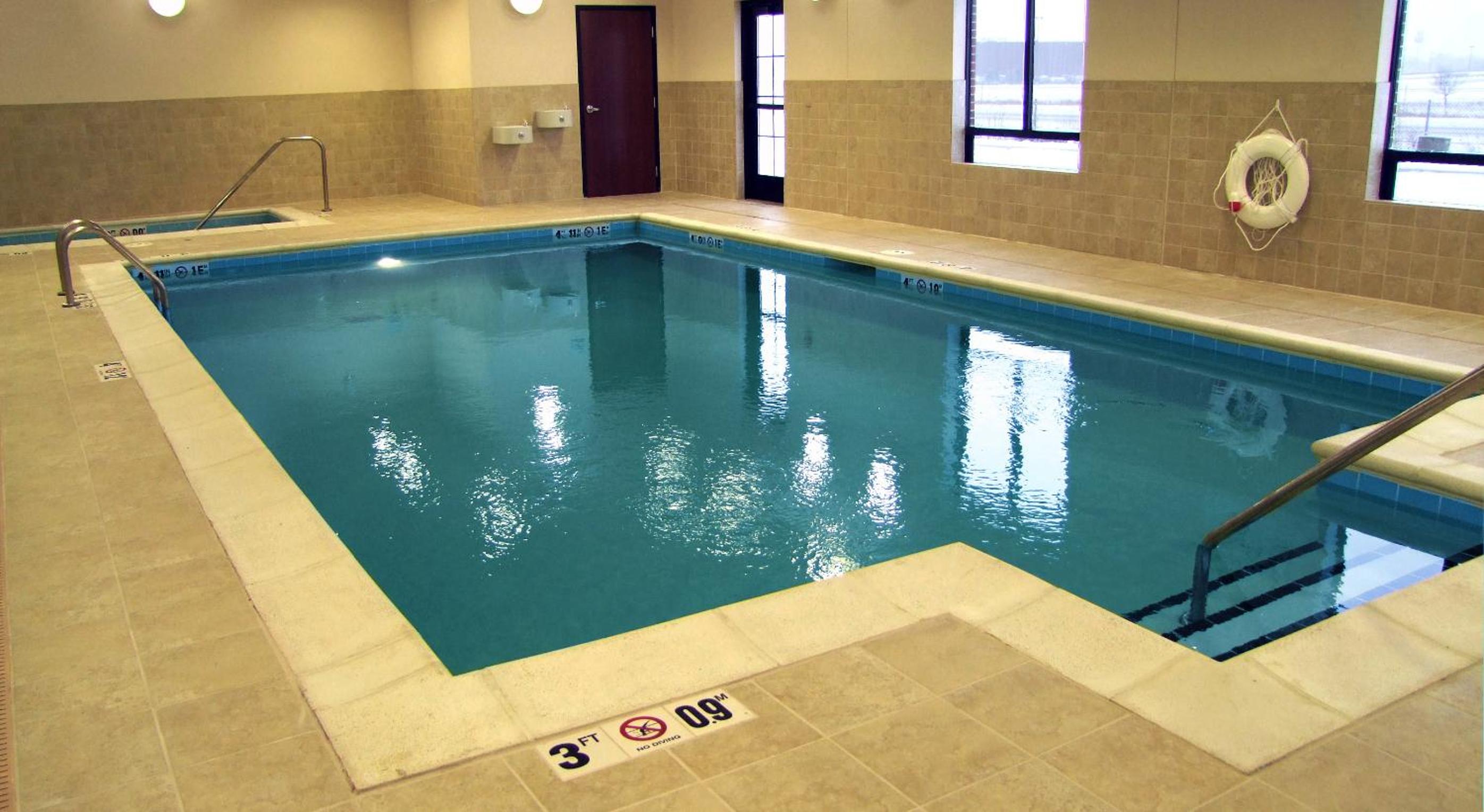 Holiday Inn Express Suites Morton Peoria Area, an IHG Hotel - Property Image 23