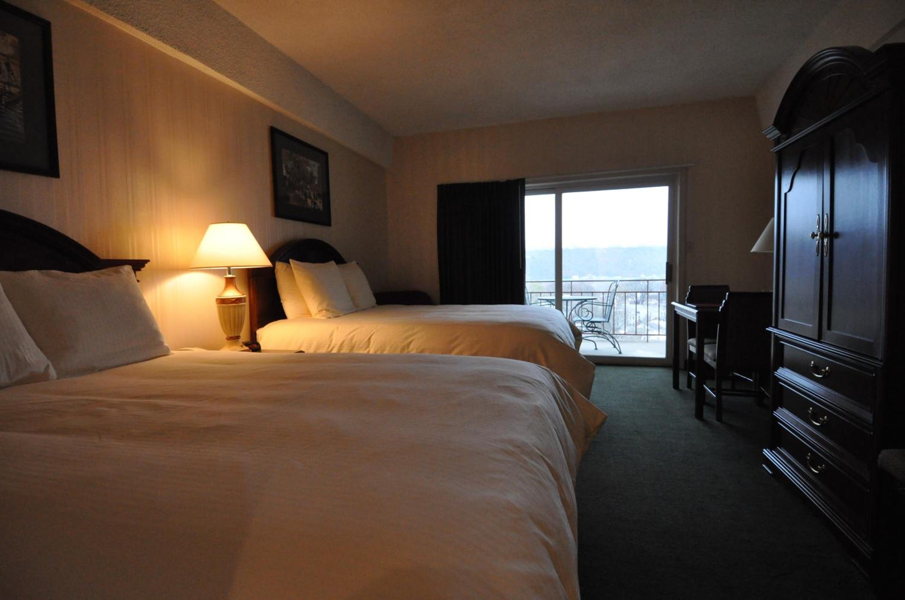 Hillside Inn
